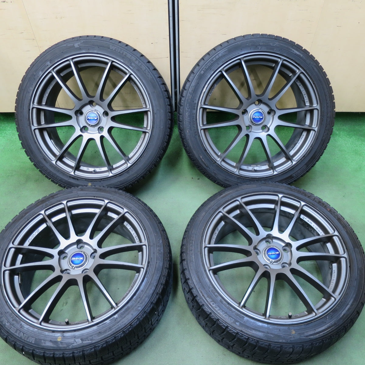 バリ溝!9分★RAYS gram LIGHTS 57xtreme 225/45R18 スタッドレス ダンロップ ウインターマックス WM02 レイズ グラムライツ 18インチ PCD114.3/5H★5111302TTス
