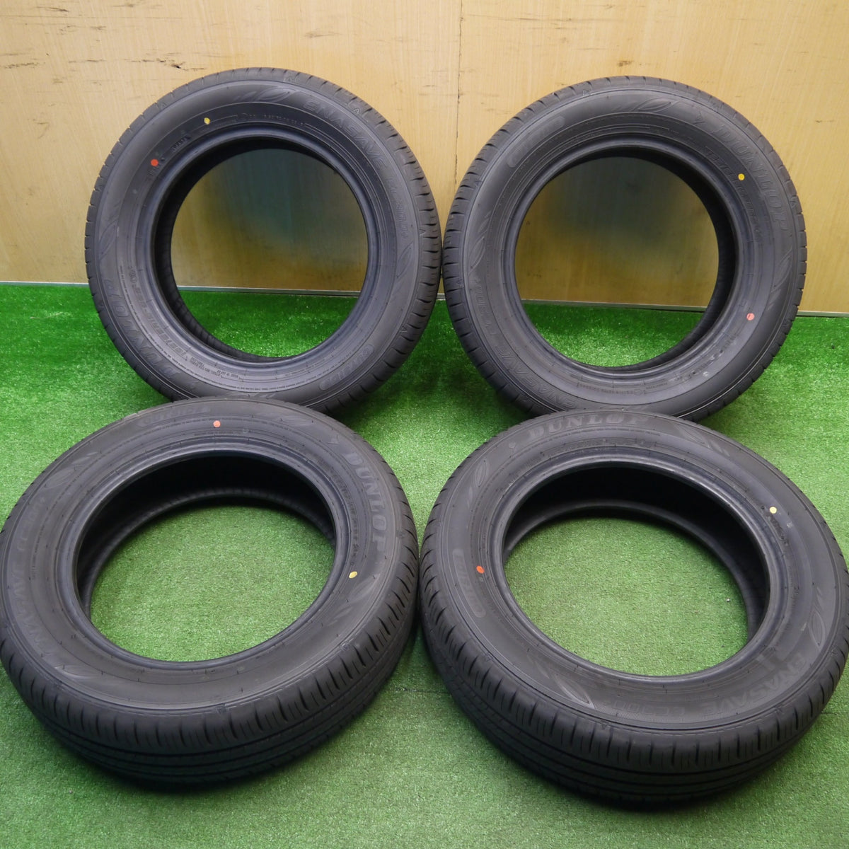 新車外し!25年★185/65R15 ダンロップ エナセーブ EC300+ タイヤ 15インチ アクア フィールダー アクシオ フリード ノート bB 等★5111204Hノタ