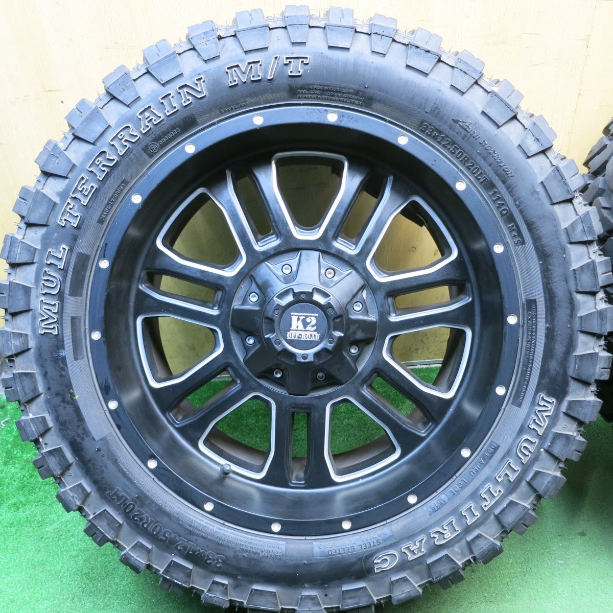 バリ溝!9.5分◎SHONE K2 OFF-ROAD D2 33×12.50R20 マルチラック MUL TERRAIN M/T ショーン オフロード 20インチ PCD139.7/6H◎6101104HAノ