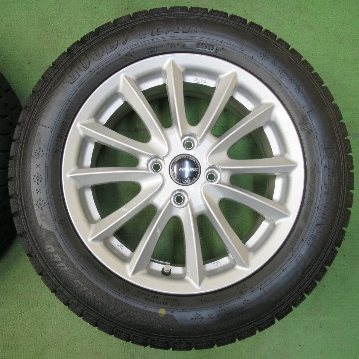タイヤほぼ未使用!22年!キレイ★スタッドレス 185/65R15 グッドイヤー アイスナビ7 QRASIZ KOSEI クレイシズ 光生 コーセイ 15インチ PCD100/4H★5043002イス