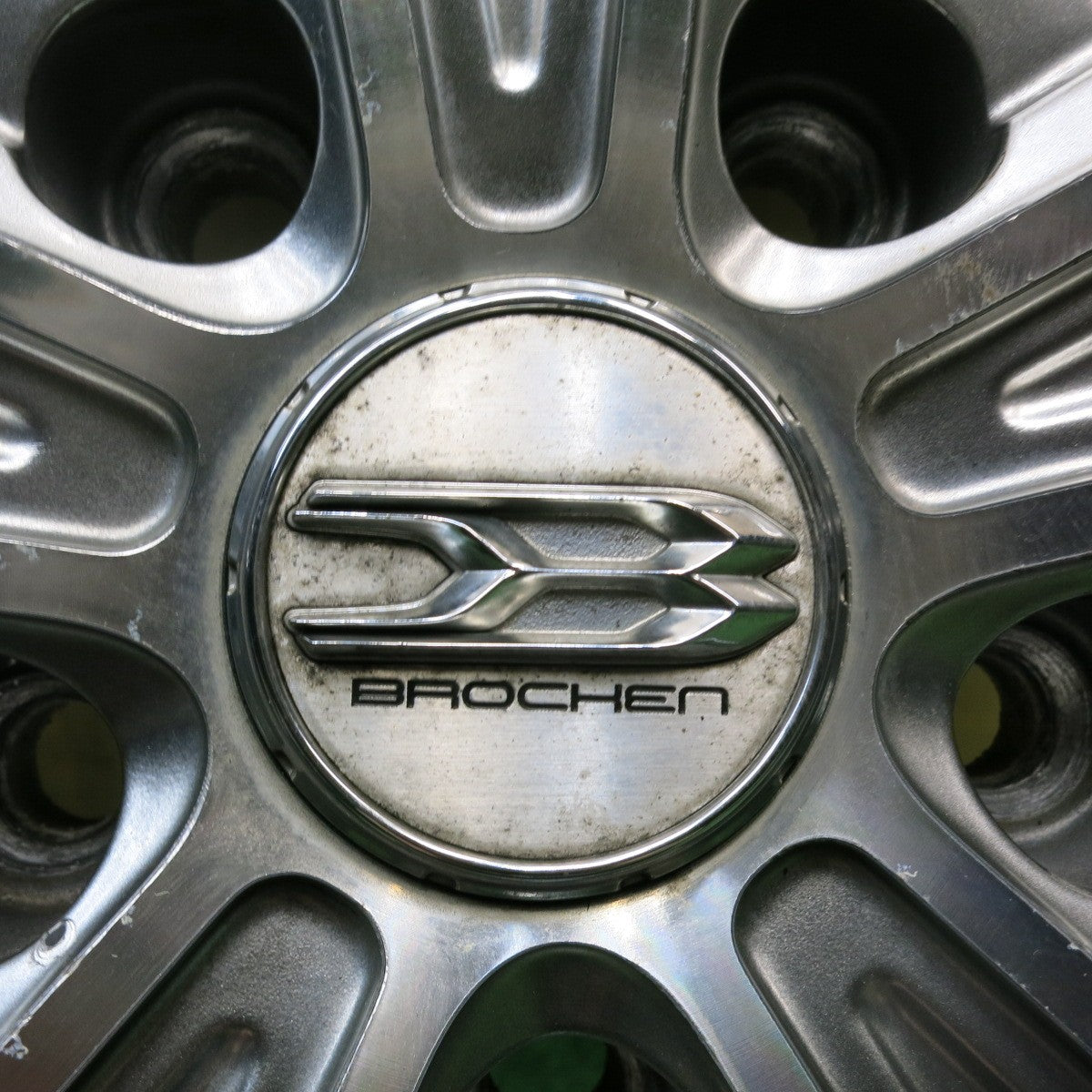 4本価格★BROCKEN DS25 235/45R18 スタッドレス ブリヂストン ブリザック XG02 ブロッケン 18インチ PCD114.3/5H★5070802HAス