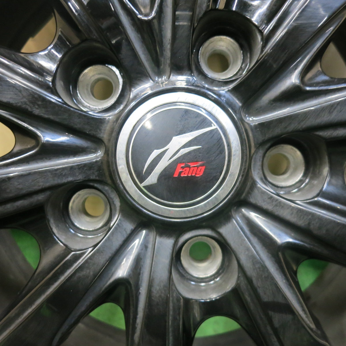 バリ溝!22年!キレイ!9.5分★スタッドレス 195/65R15 ダンロップ ウインターマックス WM02 Fang ファング 15インチ PCD114.3/5H★5092903SKス
