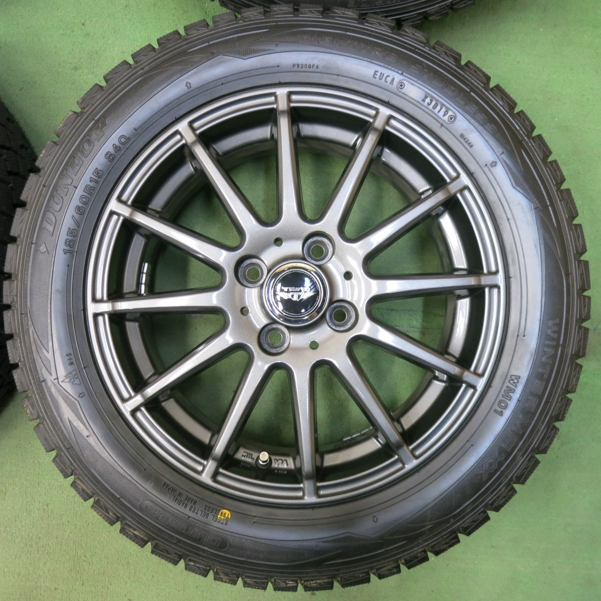 タイヤほぼ未使用!キレイ★スタッドレス 185/60R15 ダンロップ ウインターマックス WM01 TEAD テッド 15インチ PCD100/4H★5050207SYス