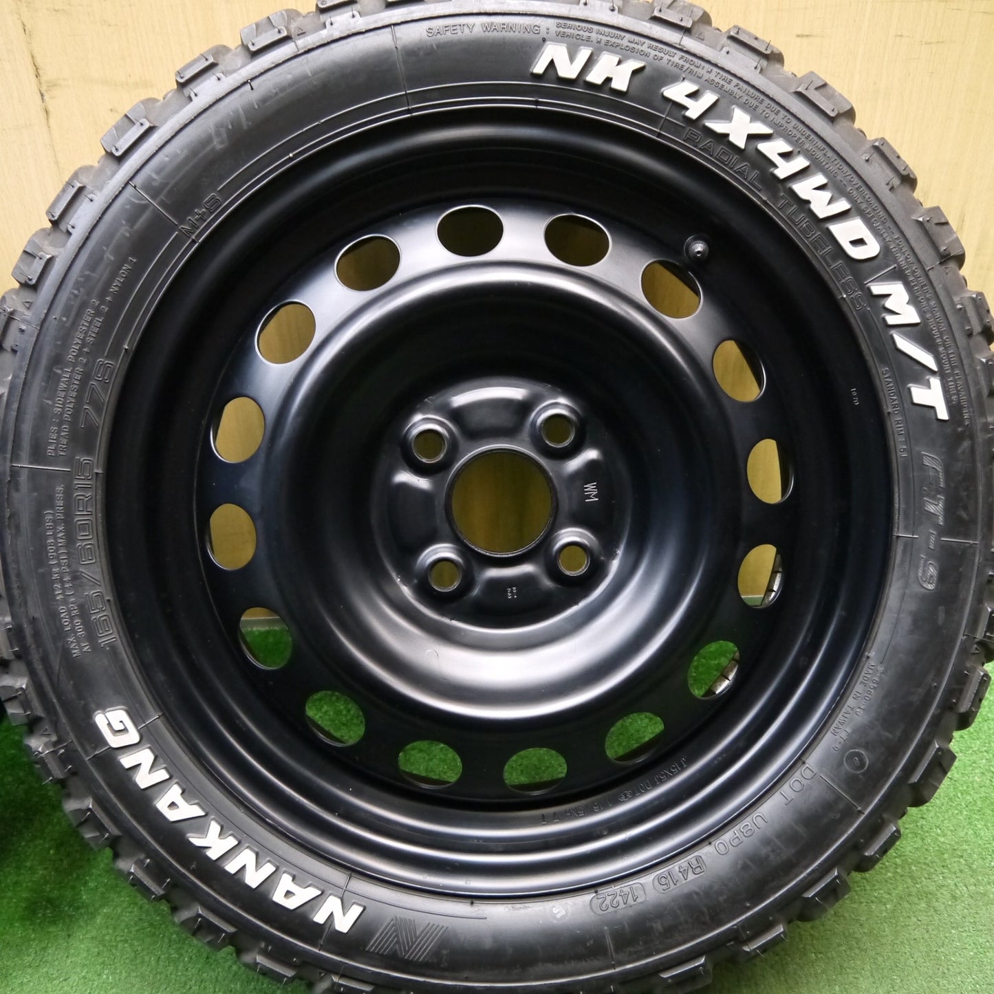 バリ溝!22年!キレイ!9.5分★ハスラー 等 165/60R15 ナンカン NK 4×4WD M/T FT-9 ホワイトレター スチール 15インチ PCD100/4H★5043012Hノ