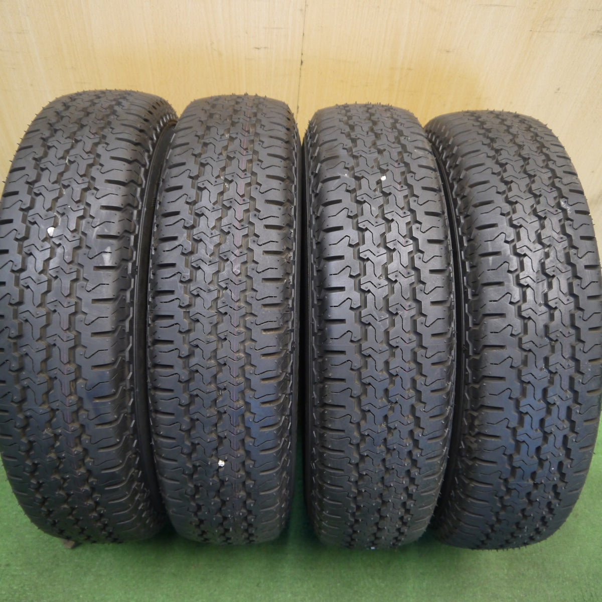 新車外し!23年◎ダイハツ ハイゼット 純正 スチール 145/80R12 80/78N ヨコハマ SUPER VAN 355 12インチ PCD100/4H◎6092504Hノ
