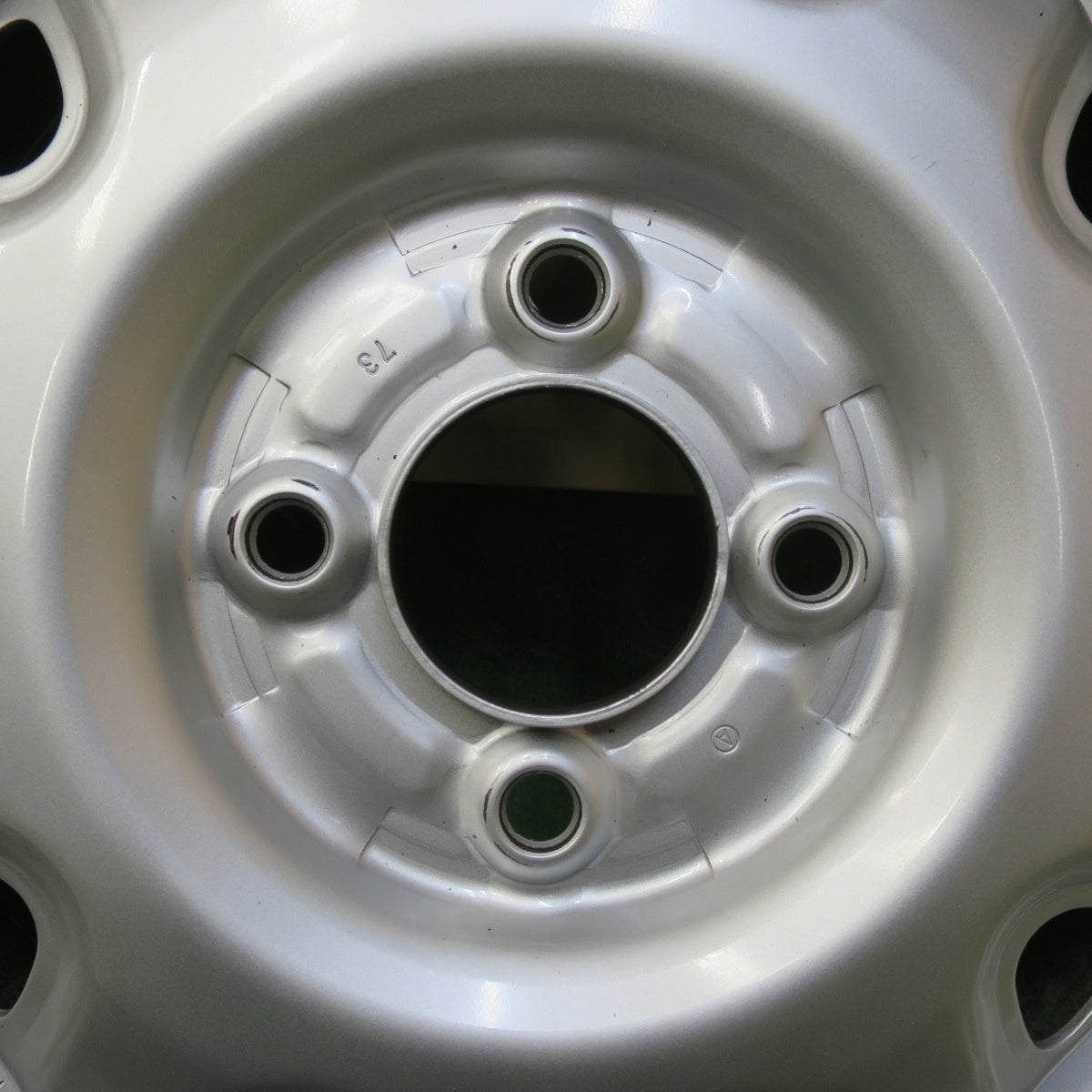 タイヤほぼ未使用!24年!キレイ★スタッドレス 155/65R14 ダンロップ ウインターマックス WM02 TOPY スチール 14インチ PCD100/4H★5072407イス