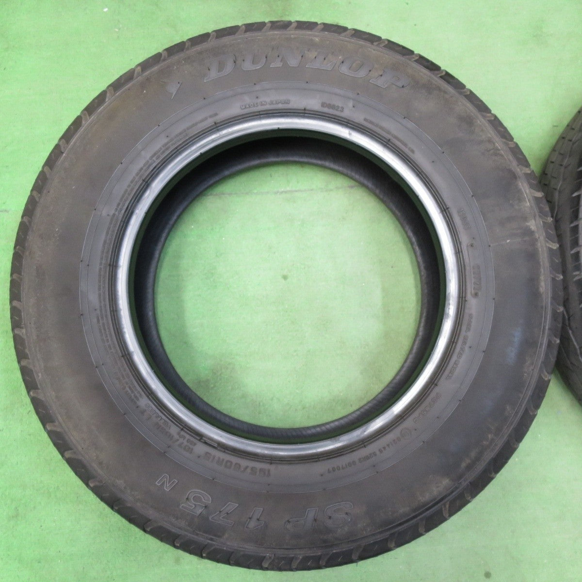 4本価格!22年★195/80R15 107/105N ダンロップ SP175N タイヤ 15インチ ハイエース キャラバン等★5032805イノタ