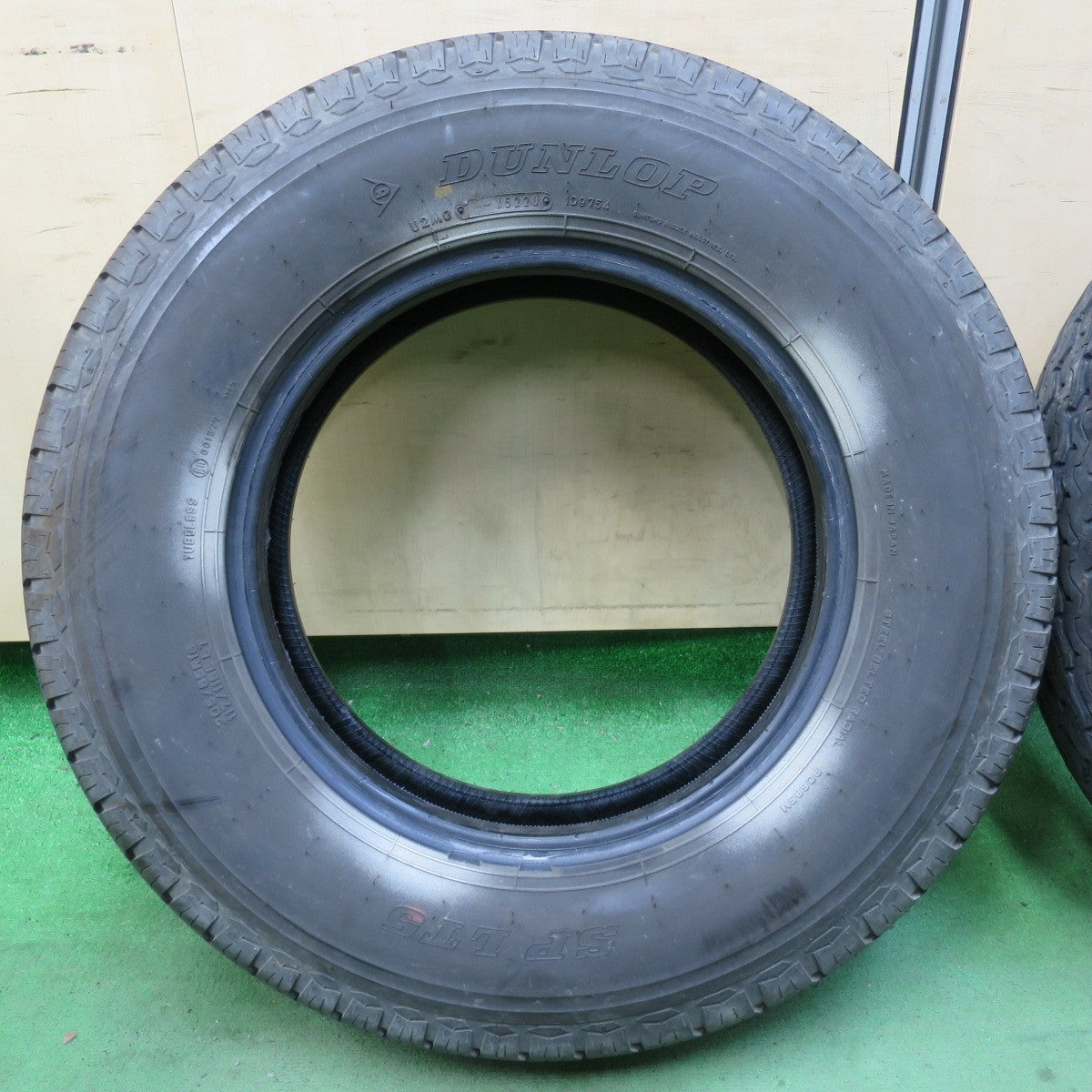 バリ溝!9.5分!2本★トラック タイヤ 205/85R16 117/115L ダンロップ SPLT5 16インチ★5062605イノタ