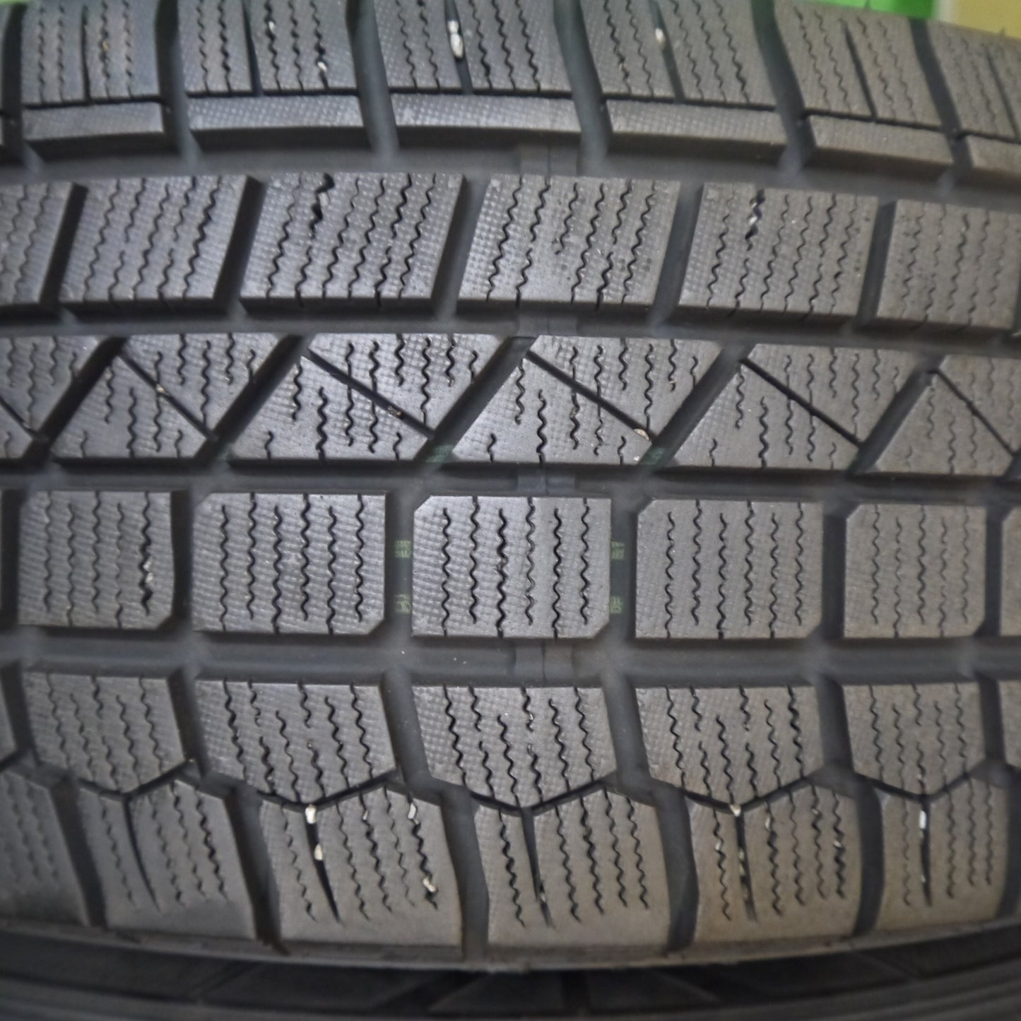 4本価格★スタッドレス 215/65R16 グッドイヤー アイスナビ6 ケンダ KR36 SCHNEIDER MiD シュナイダー★3091304Hス
