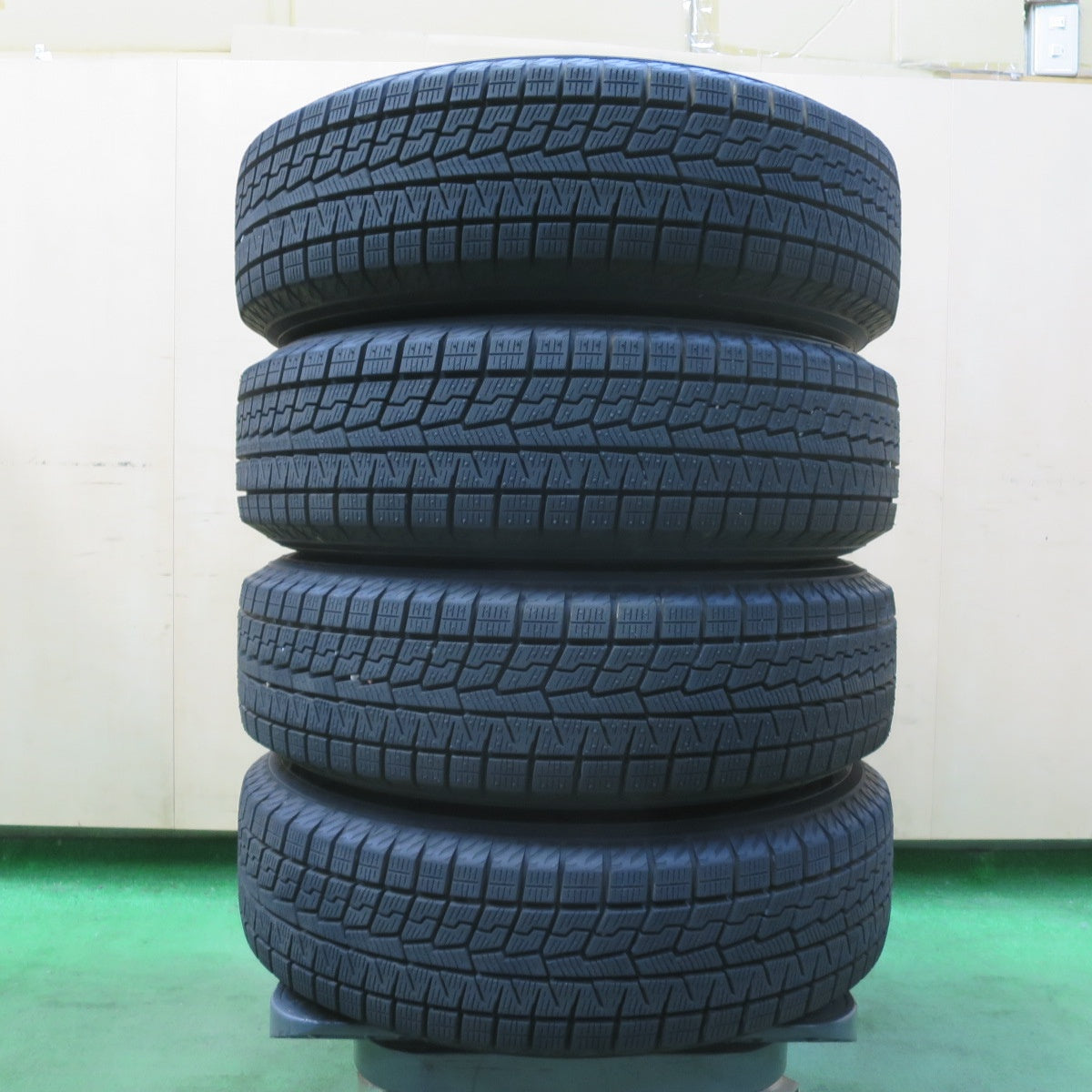 超バリ溝!22年!キレイ!ほぼ10分★スタッドレス 165/70R14 ヨコハマ アイスガード iG70 MiLLOUS ミルアス 14インチ PCD100/4H★5080605イス