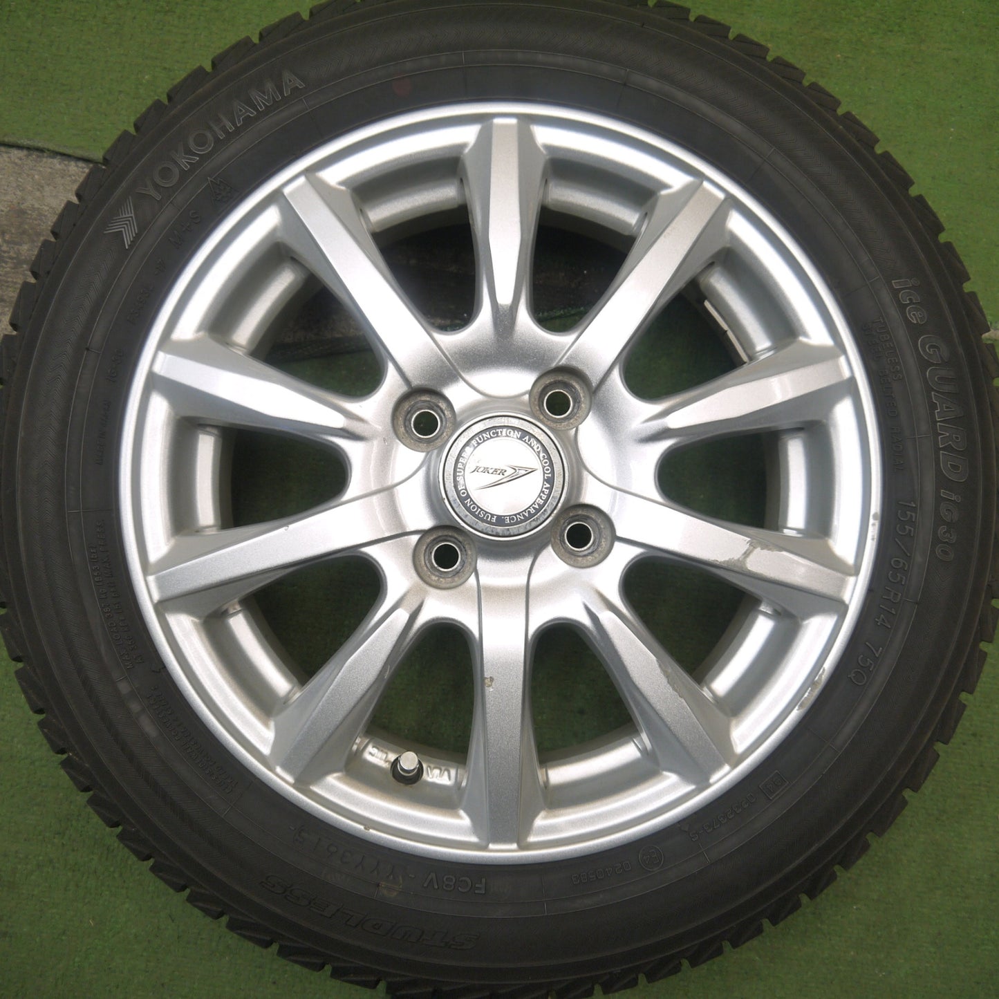 バリ溝!キレイ!8.5分★スタッドレス 155/65R14 ヨコハマ アイスガード iG30 JOKER ジョーカー 14インチ PCD100/4H★5092902Hス