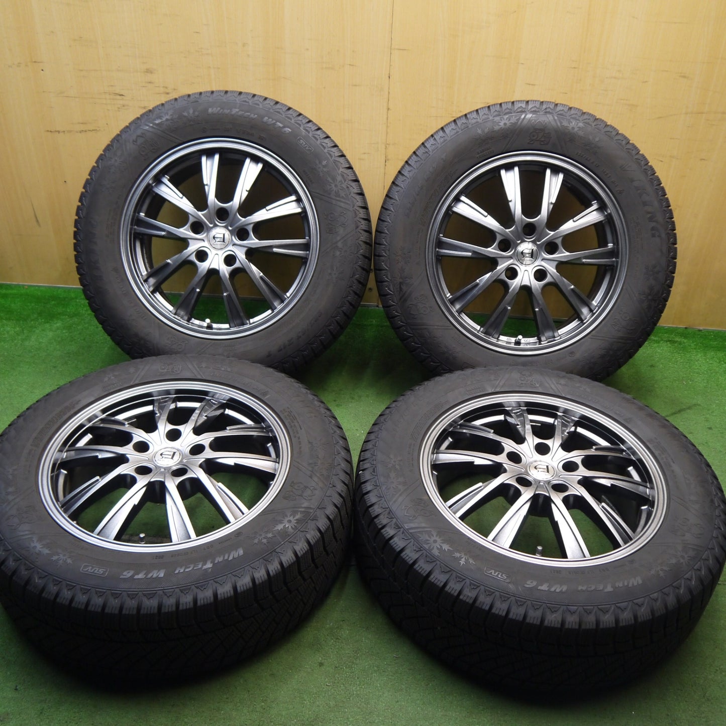 バリ溝!21年!キレイ!9.5分以上★スタッドレス 225/65R17 バイキング WINTECH WT6 Aphrodite アフロディーテ 17インチ PCD114.3/5H★5082002Hス