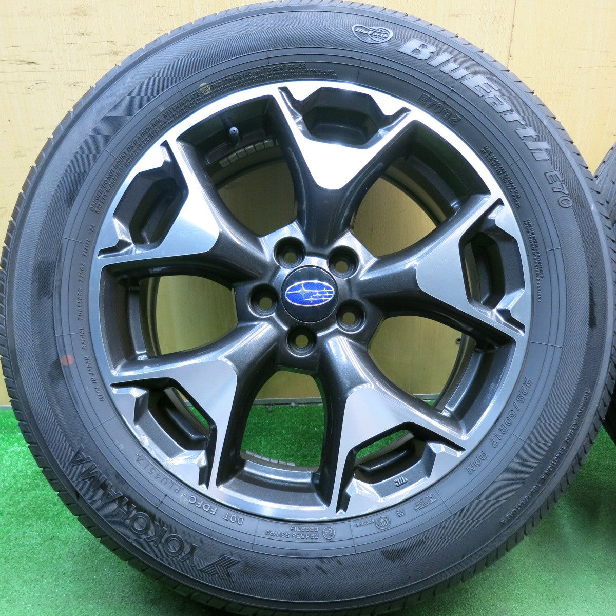 バリ溝!9.5分★スバル GT系 XV 純正 225/60R17 ヨコハマ ブルーアース E70 E70GZ 17インチ PCD100/5H★5062808HAノ