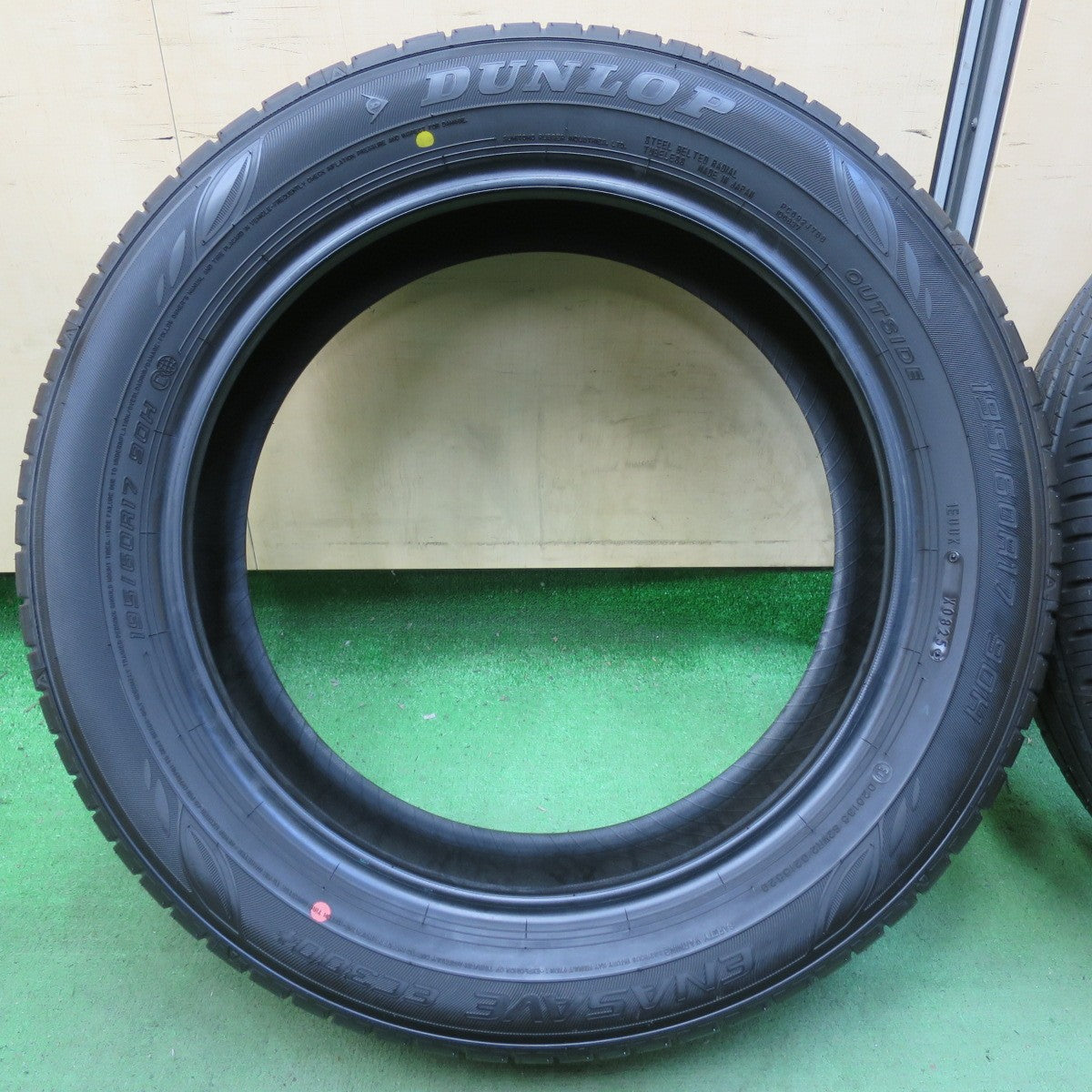 新車外し!25年★195/60R17 ダンロップ エナセーブ EC300+ タイヤ 17インチ 60 プリウス ロッキー ライズ 等★5042813イノタ