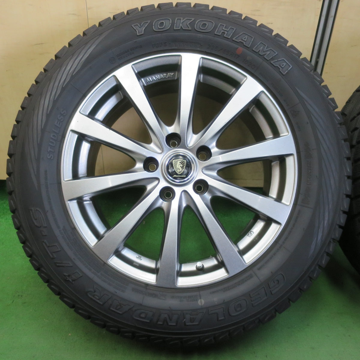 バリ溝!9.5分★スタッドレス 225/65R17 ヨコハマ ジオランダー i/T-S MANARAY SPORT マナレイ スポーツ 17インチ PCD114.3/5H★5051904イス