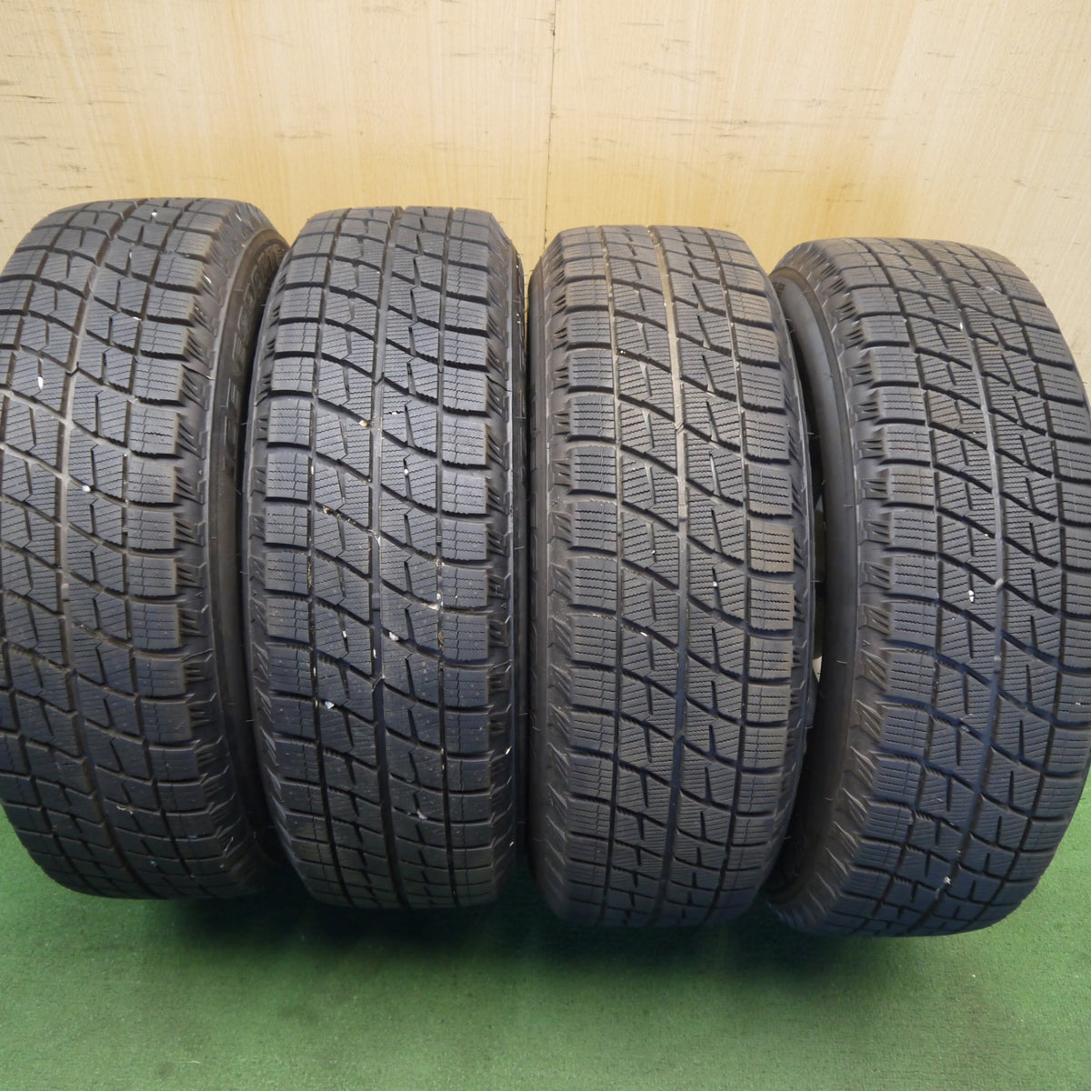 バリ溝!22年!9.5分以上◎プリウス 等 195/65R15 スタッドレス アイスエスポルテ WAREN ヴァーレン 15インチ PCD100/5H◎6090202Hス