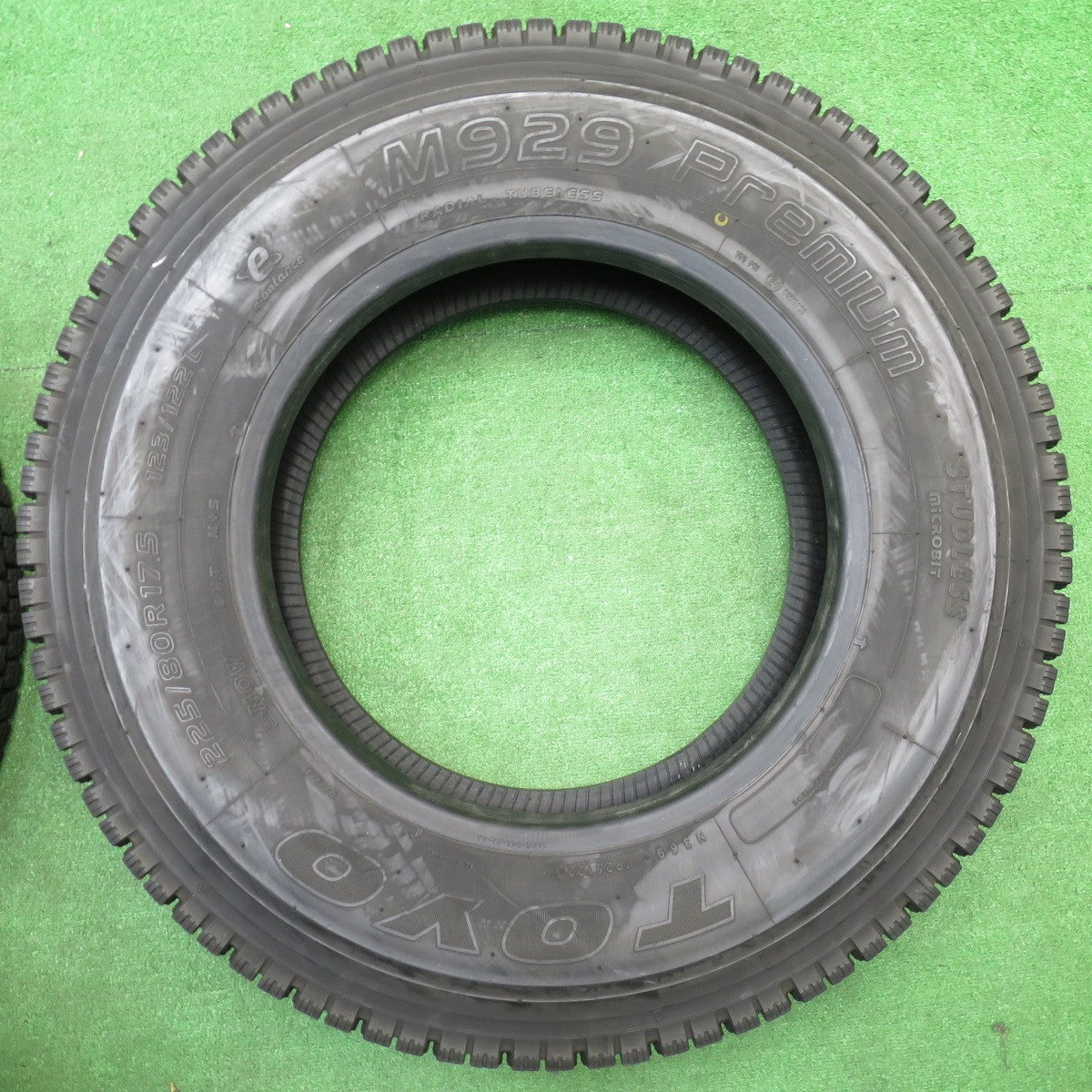 4本価格!22年★トラック タイヤ 225/80R17.5 123/122L スタッドレス トーヨー M929 Premium 17.5インチ★5110901NJスタ