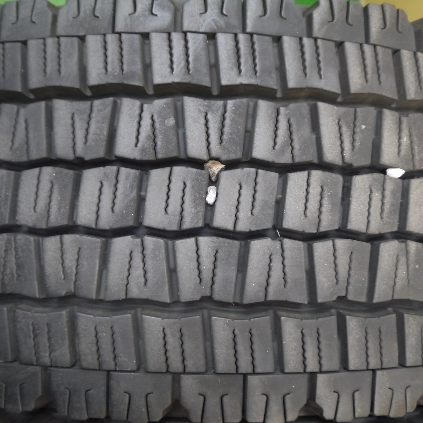4本価格!24年★トラック タイヤ 245/70R19.5 136/134J スタッドレス ダンロップ デクテス SP081 DECTES 19.5インチ★5122304Hスタ