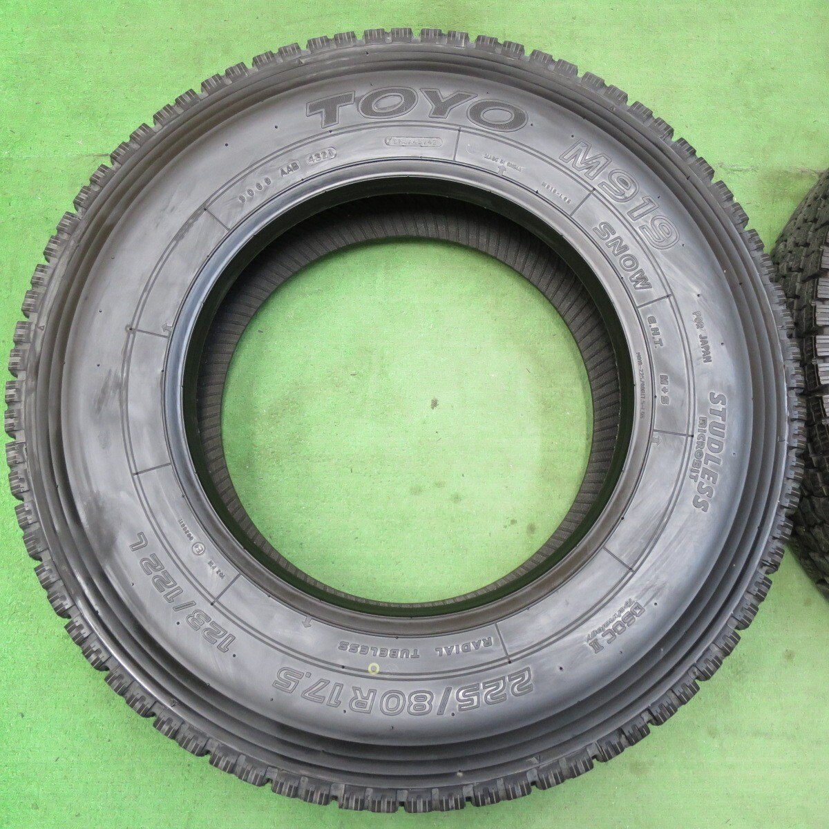 バリ溝!21年!9.5分★トラック タイヤ 225/80R17.5 123/122L スタッドレス トーヨー M919 17.5インチ★5020202IMスタ