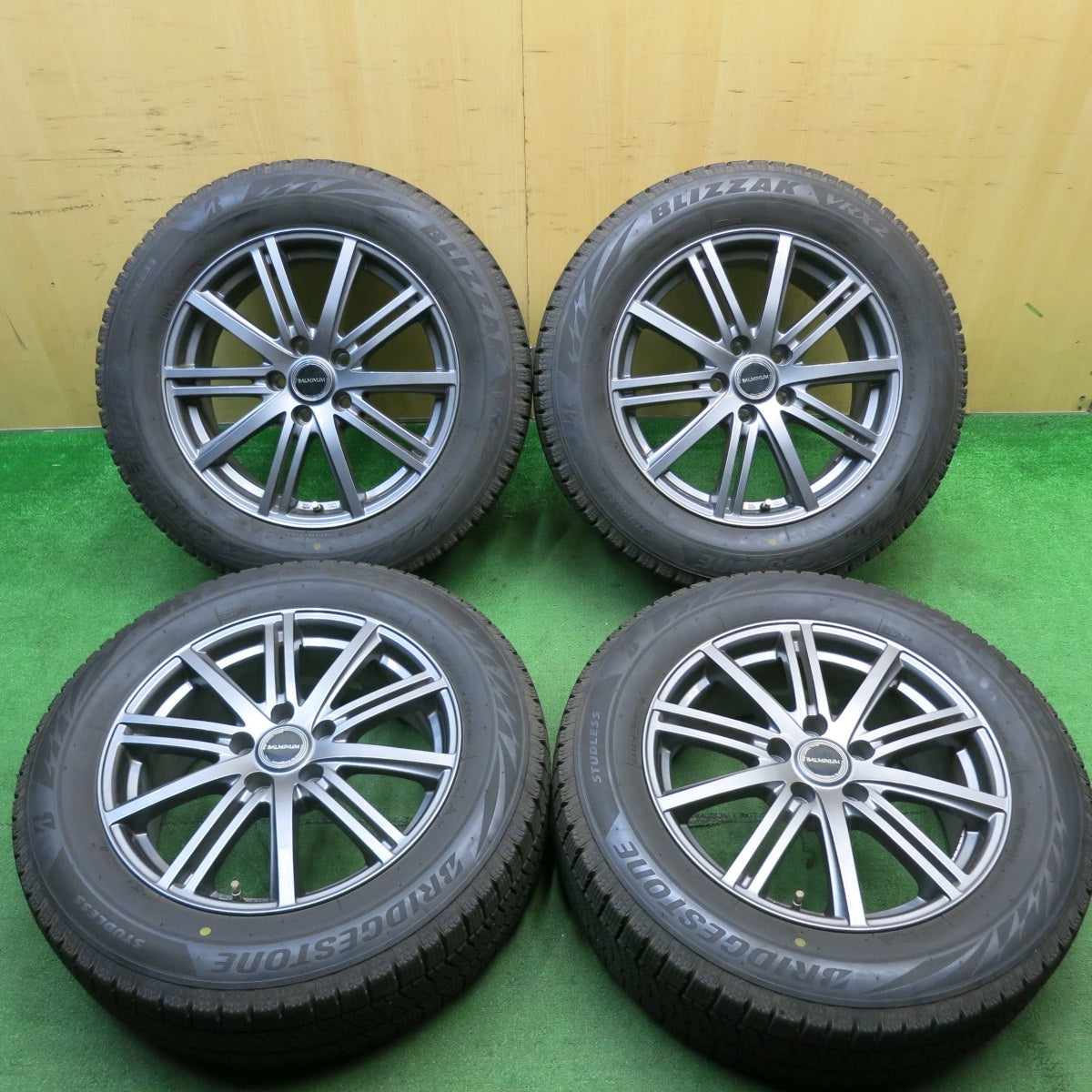バリ溝!21年!キレイ!9.5分★スタッドレス 225/60R17 ブリヂストン ブリザック VRX2 BALMINUM バルミナ 17インチ PCD114.3/5H★5021103AKス