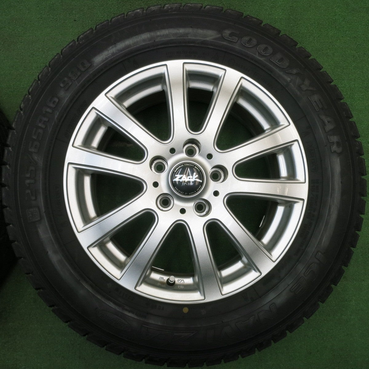超バリ溝!キレイ!ほぼ10分★スタッドレス 215/65R16 グッドイヤー アイスナビ ZEA ZACK JP-101 MONZA ザック 16インチ PCD114.3/5H★5042802NJス