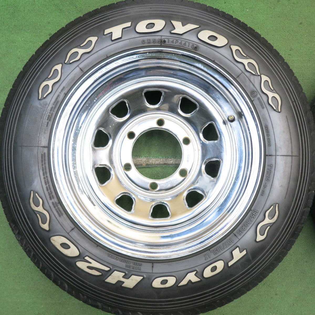 キレイ★DAYTONA メッキ 195/80R15 107/105L トーヨー H20 ホワイトレター デイトナ 15インチ PCD139.7/6H★5080202HAノ