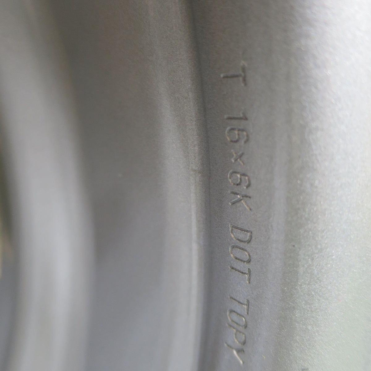 未使用!1本★トラック TOPY スチール ホイール 16インチ 16×6K トピー 127-9TC PCD222.25/6H★6042501ナホ