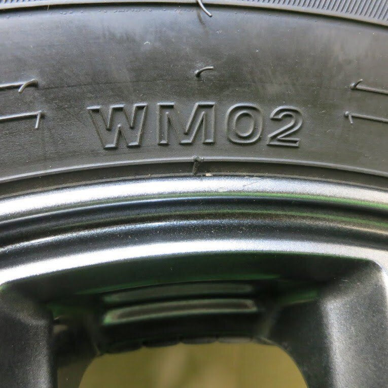 バリ溝 キレイ 9分★スタッドレス 195/65R15 ダンロップ ウインターマックス WM02 Mistiere PCD114.3/5H★4051107イス