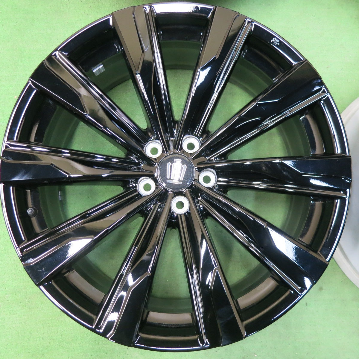 新車外し★トヨタ クラウン スポーツ Z 純正 ホイール 21インチ 21×8.5J PCD114.3/5H★5031201SYホ