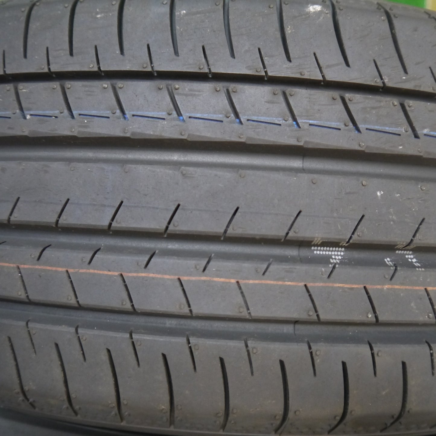 新車外し!25年★195/50R19 ヨコハマ BluEarth-GT AE51 AE51J ブルーアース タイヤ 19インチ 60系 プリウス 等★6020910Hノタ