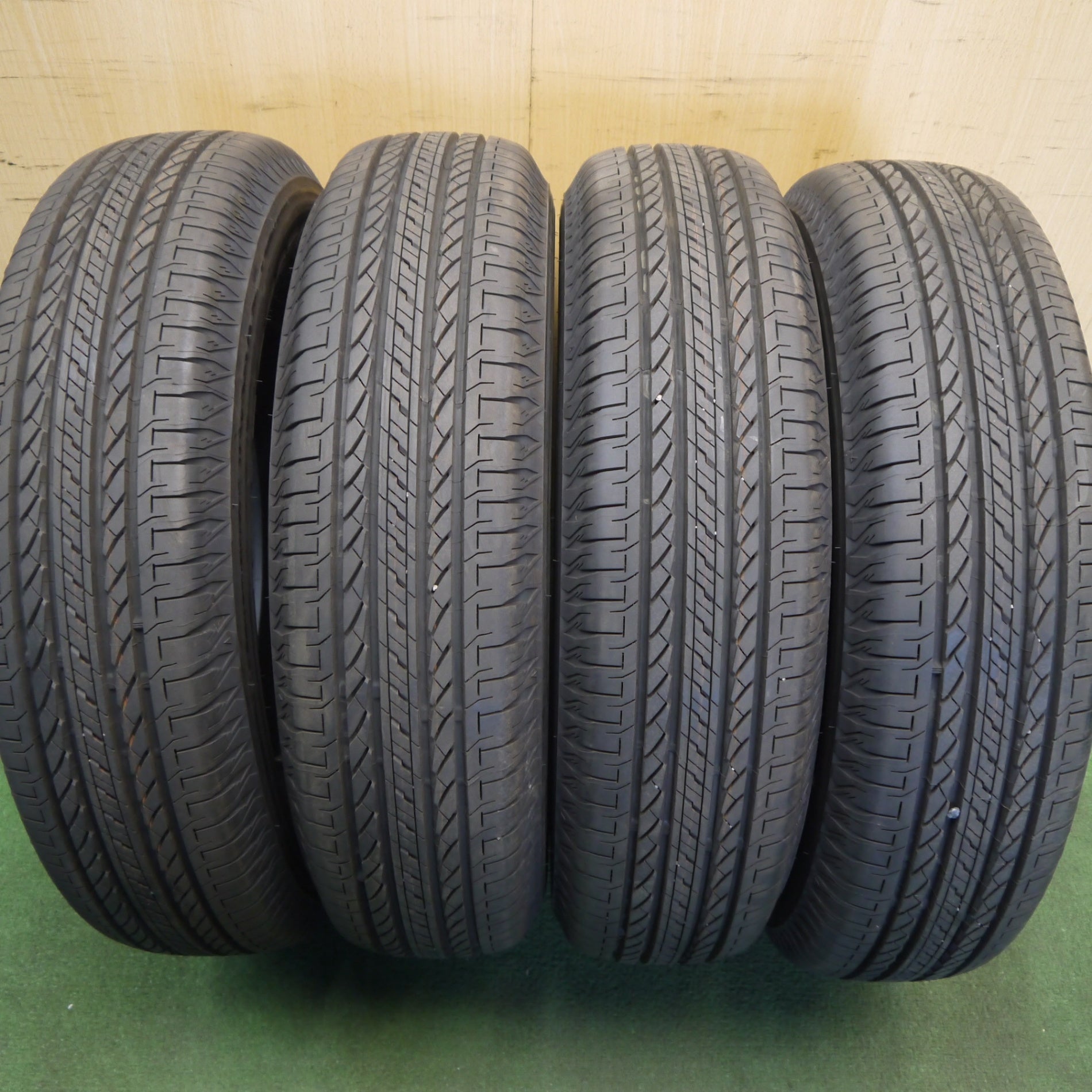 新車外し！25年☆195/80R15 ブリヂストン デューラー H/L 852 DUELER