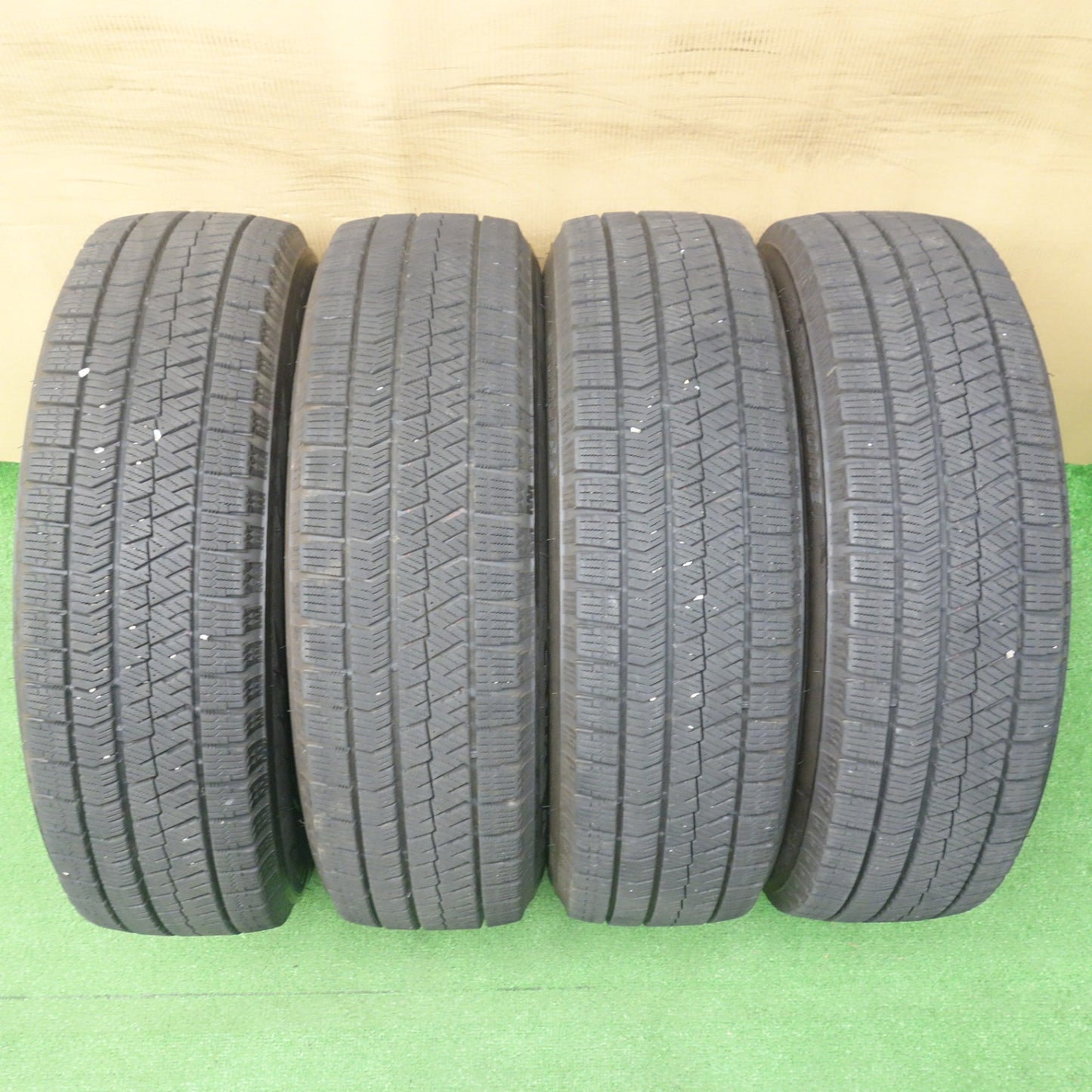 バリ溝!23年!キレイ!9分◎スタッドレス 175/65R15 ブリヂストン ブリザック VRX2 SIBILLA NEXT W45 シビラ ネクスト 15インチ PCD100/4H◎6060502KTス
