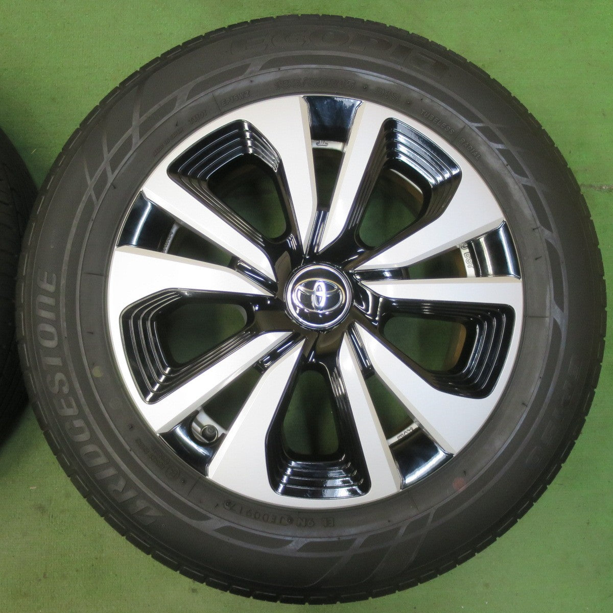 キレイ★トヨタ 50系 プリウス PHV 純正 195/65R15 ブリヂストン エコピア EP150 ヨコハマ エコス ES31 15インチ PCD100/5H★5092611イノ