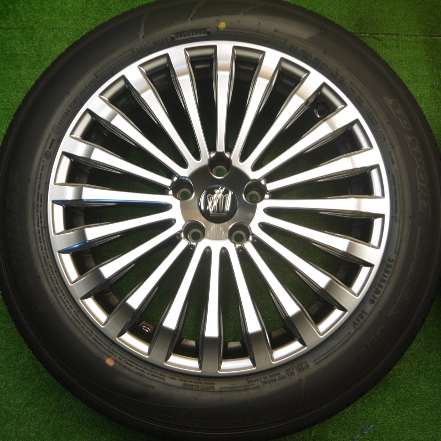 新車外し!24年★トヨタ 30系 クラウン セダン 純正 235/55R19 ダンロップ SPスポーツマックス 050 PCD120/5H★4100103Hノ