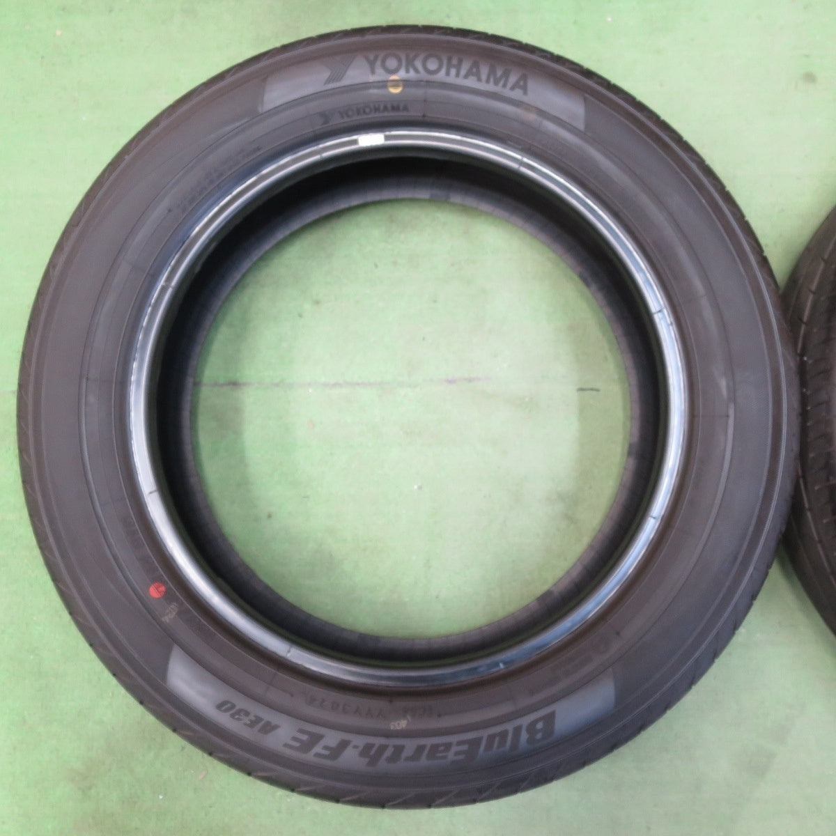 新車外し!24年★165/65R15 ヨコハマ BluEarth-FE AE30 ブルーアース タイヤ 15インチ タフト デリカ D:2 ソリオ 等★5052709イノタ