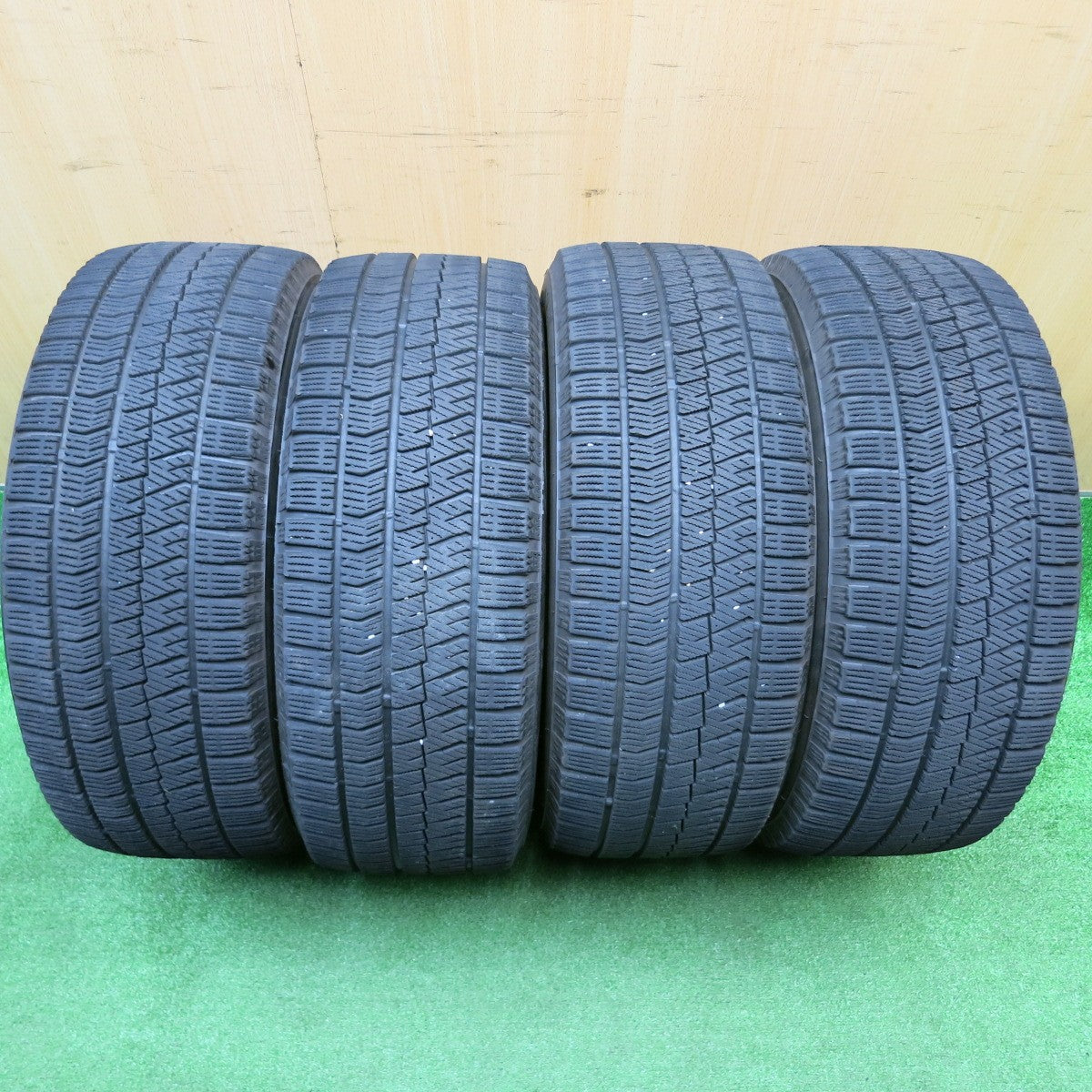 バリ溝!8.5分★アウディ A3 純正 205/55R16 スタッドレス ブリヂストン ブリザック VRX2 16インチ PCD112/5H★5111305HAス