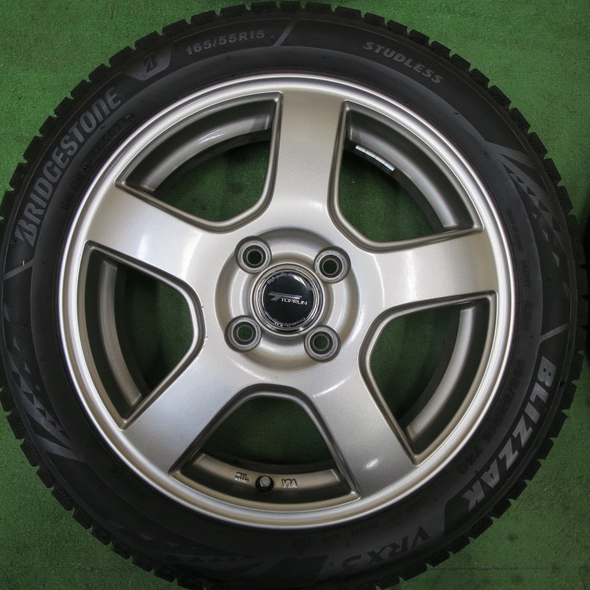 バリ溝!21年!9.5分★スタッドレス 165/55R15 ブリヂストン ブリザック VRX3 TOPRUN トップラン 15インチ 軽サイズ PCD100/4H★5052602TTス