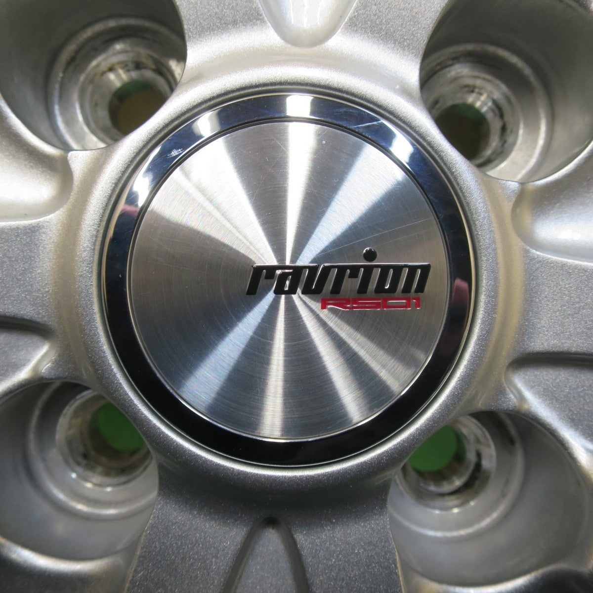 バリ溝!23年!キレイ!ほぼ10分★スタッドレス 175/65R15 グッドイヤー アイスナビ7 ravrion RS01 ラブリオン 15インチ PCD100/4H★5021709イス