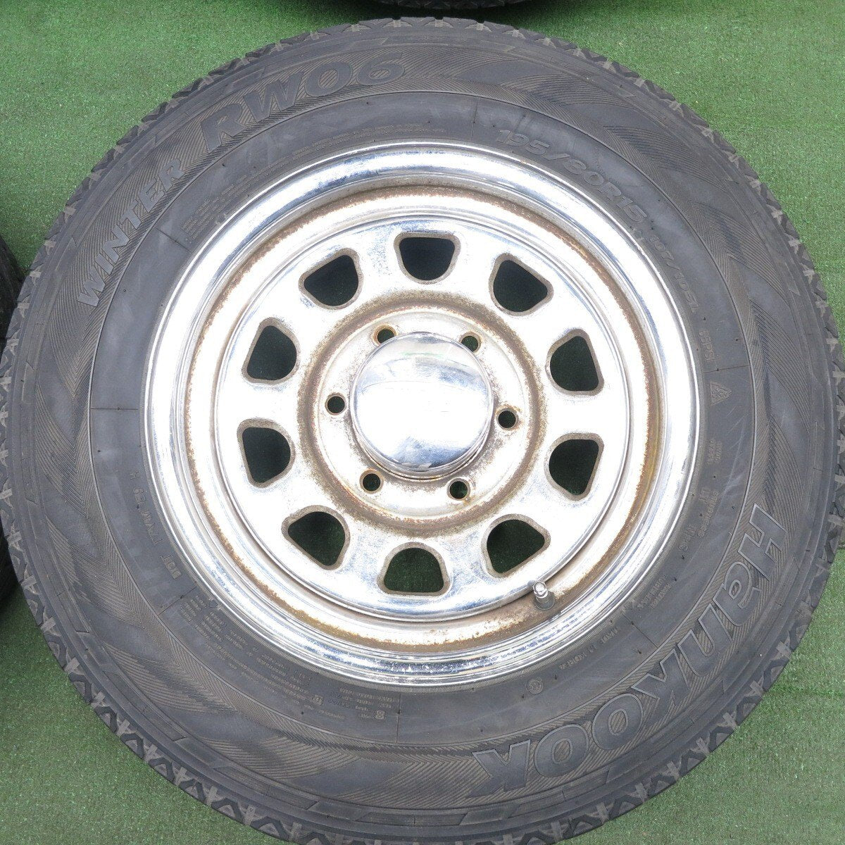 4本価格★DAYTONA デイトナ 195/80R15 スタッドレス ハンコック ウインター RW06 15インチ PCD139.7/6H★4051006HAス