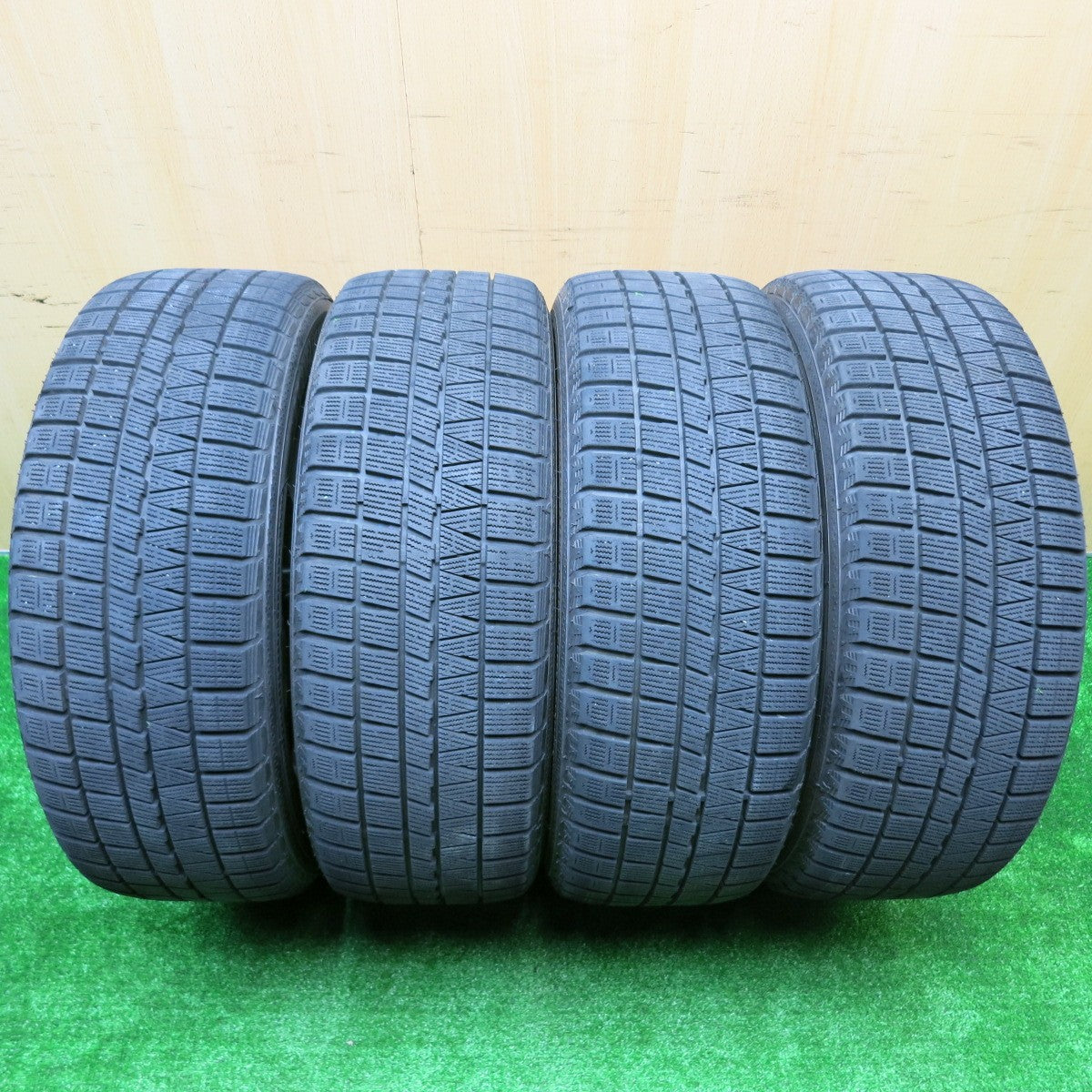 バリ溝!9.5分★トヨタ 30系 ハリアー 純正 235/55R18 スタッドレス ナンカン CORSAFA 18インチ PCD114.3/5H★5100901HAス