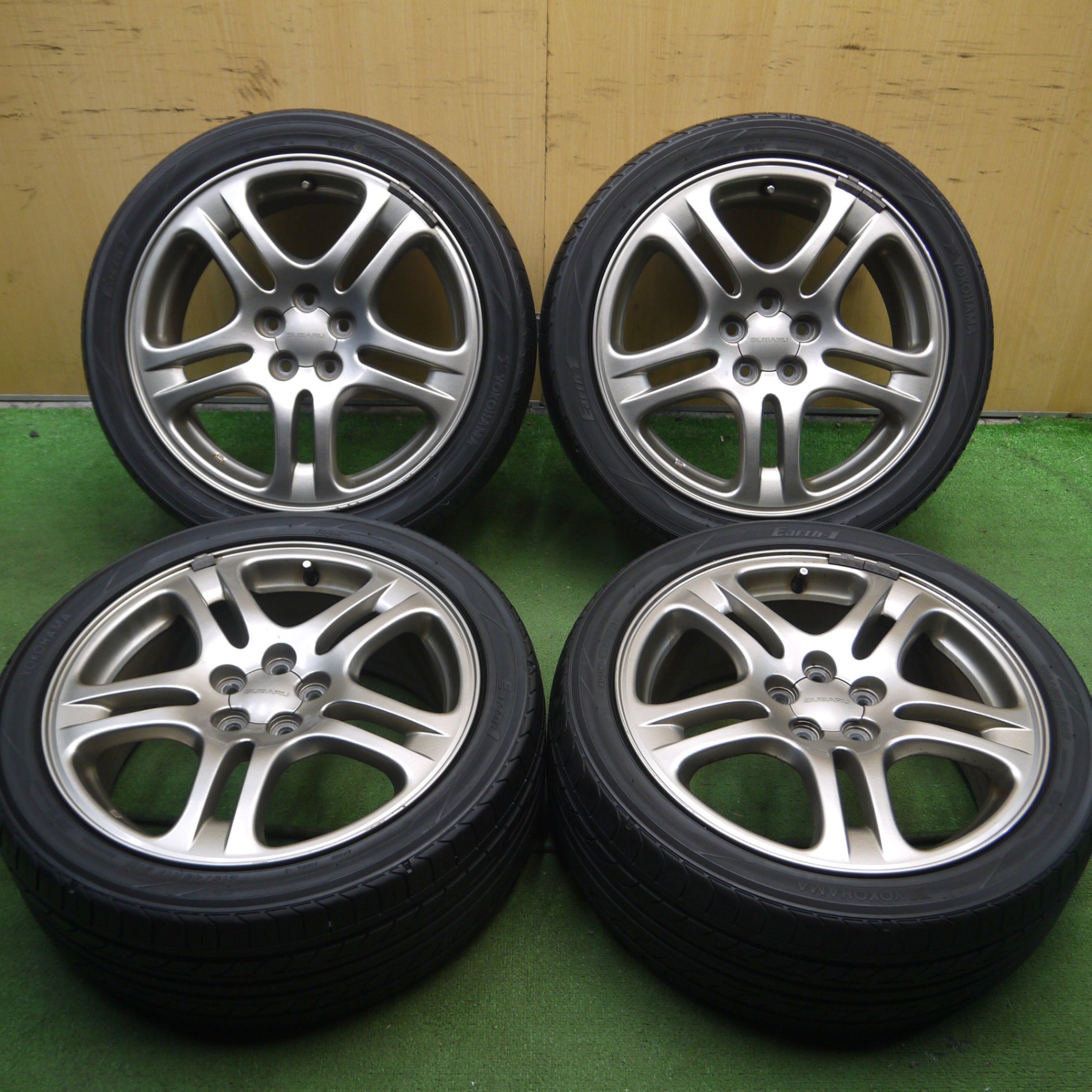 送料無料* キレイ☆スバル レガシィ 純正 215/45R17 ヨコハマ Earth-1 