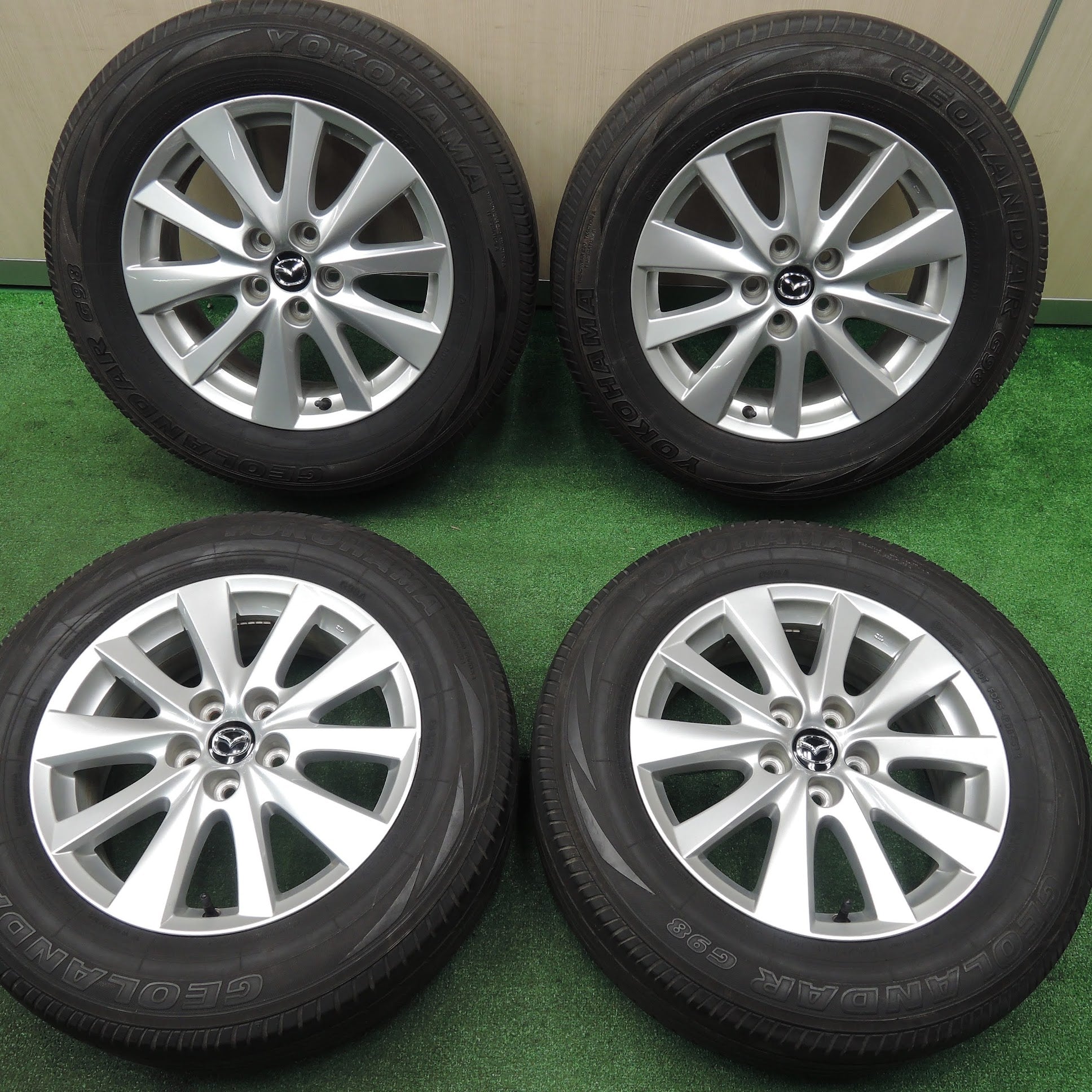 送料無料]キレイ☆マツダ CX-5 純正 225/65R17 ヨコハマ ジオランダー 