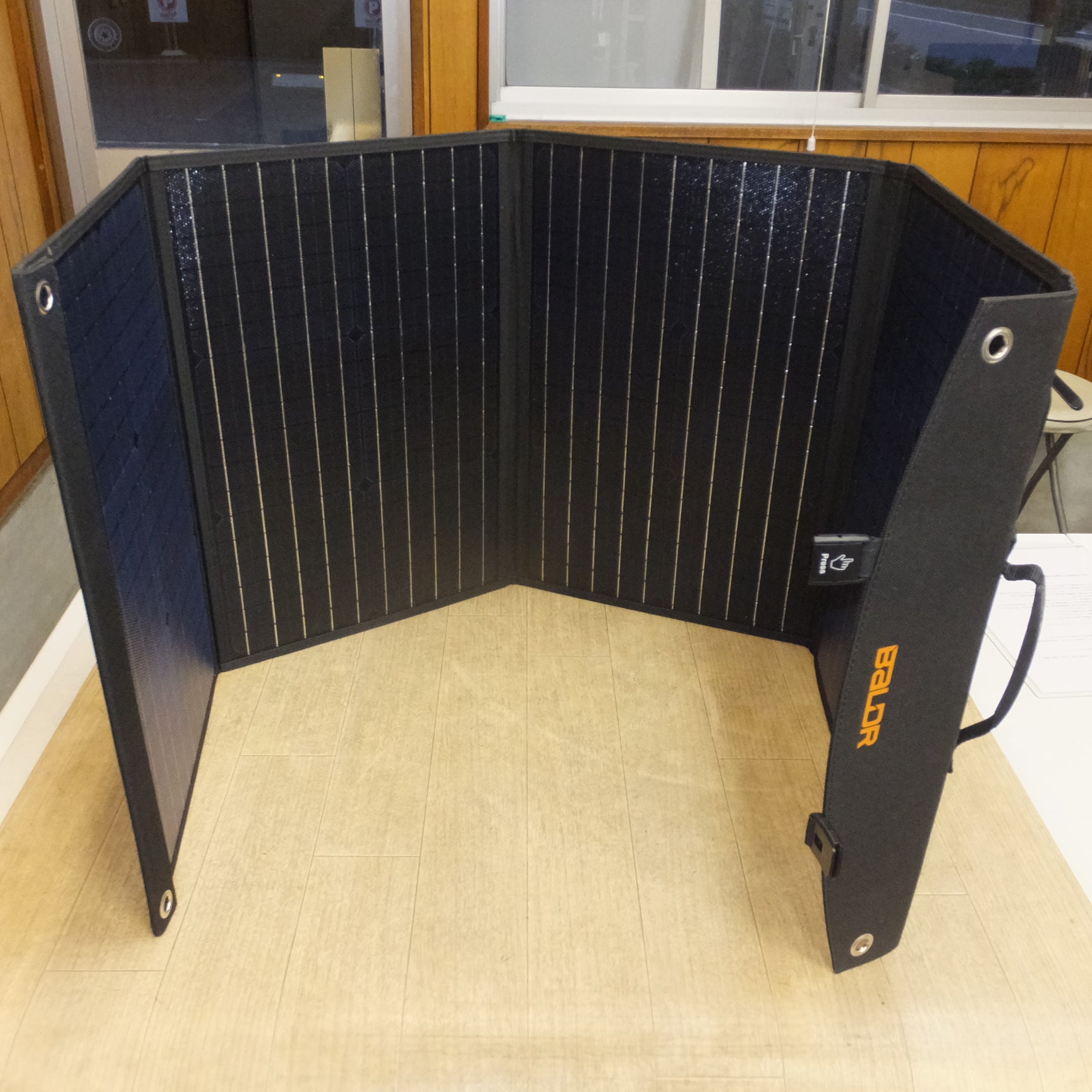 BALDR TSP-120F ソーラーパネル 120W 折り畳み式 240814RM450053