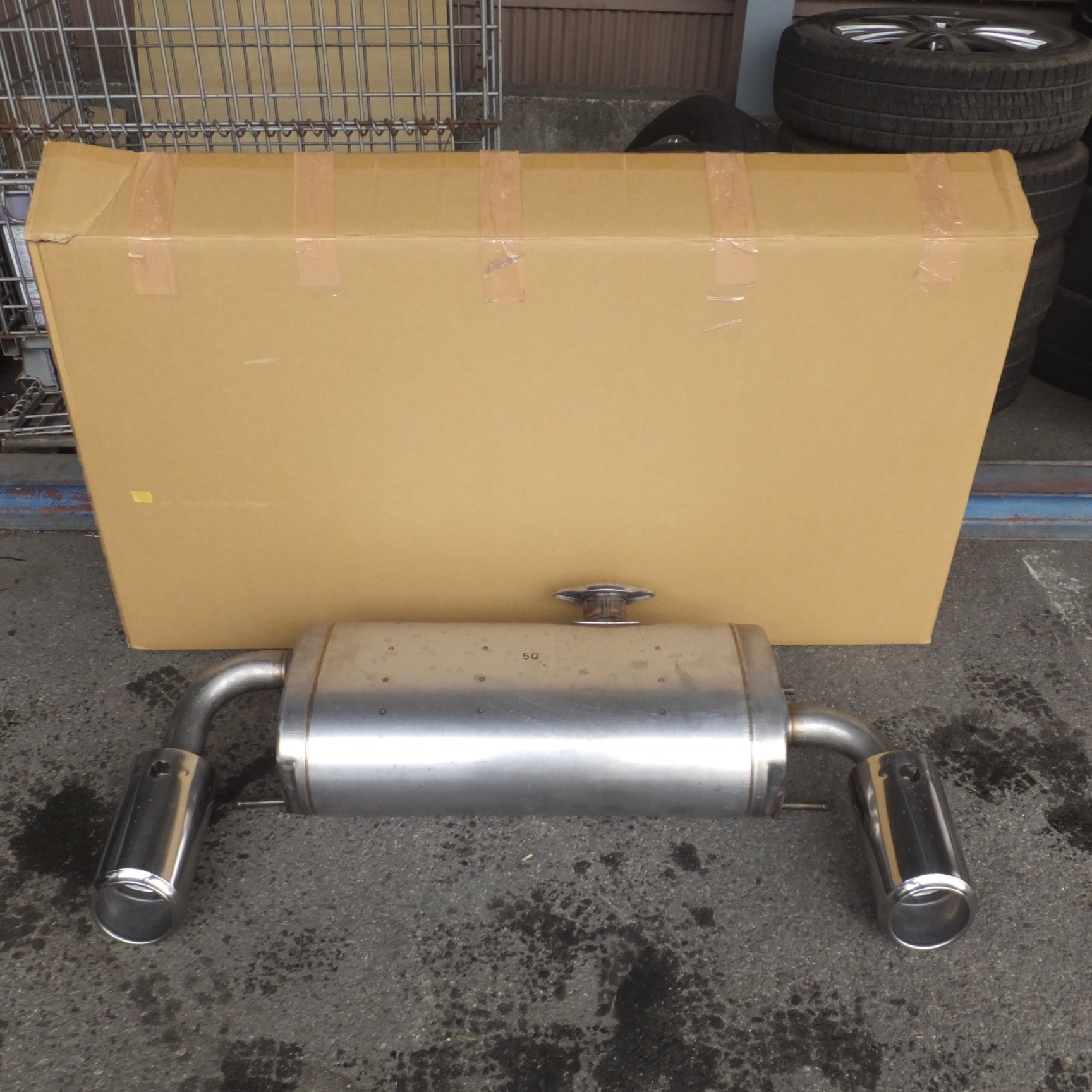 送料無料] 岐阜発☆スバル SUBARU 純正 GR86 ZN8 リアマフラー MMCC1