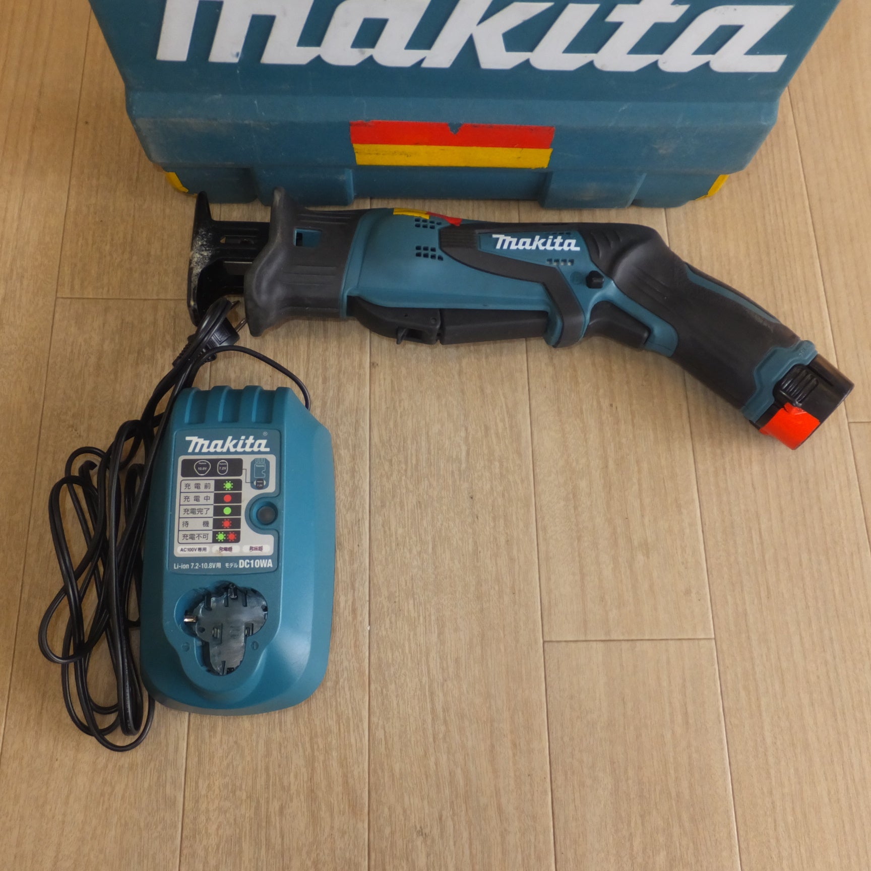 送料無料] ☆マキタ makita 充電式レシプロソー JR101DW 10.8V 