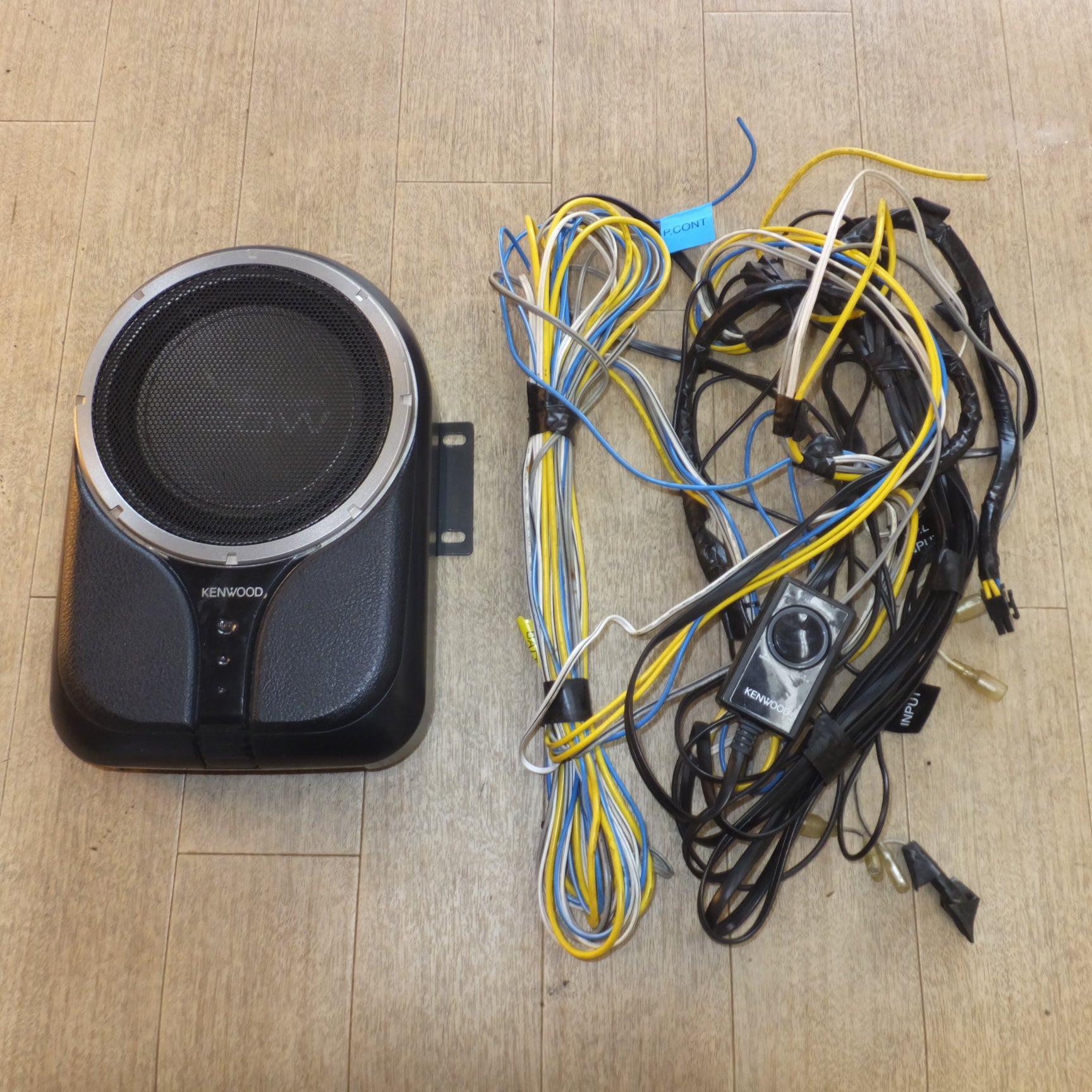 送料無料]現状品☆ケンウッド KENWOOD チューンアップサブウーファー