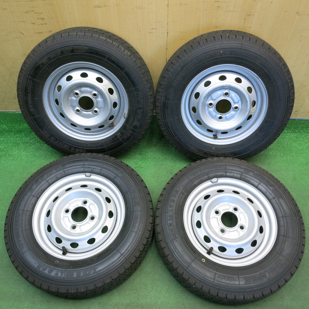 ほぼ未使用◎スタッドレス 145R12 8PR トーヨー デルベックス 934 スチール ホイール 12インチ PCD100/4H◎6073003HAス