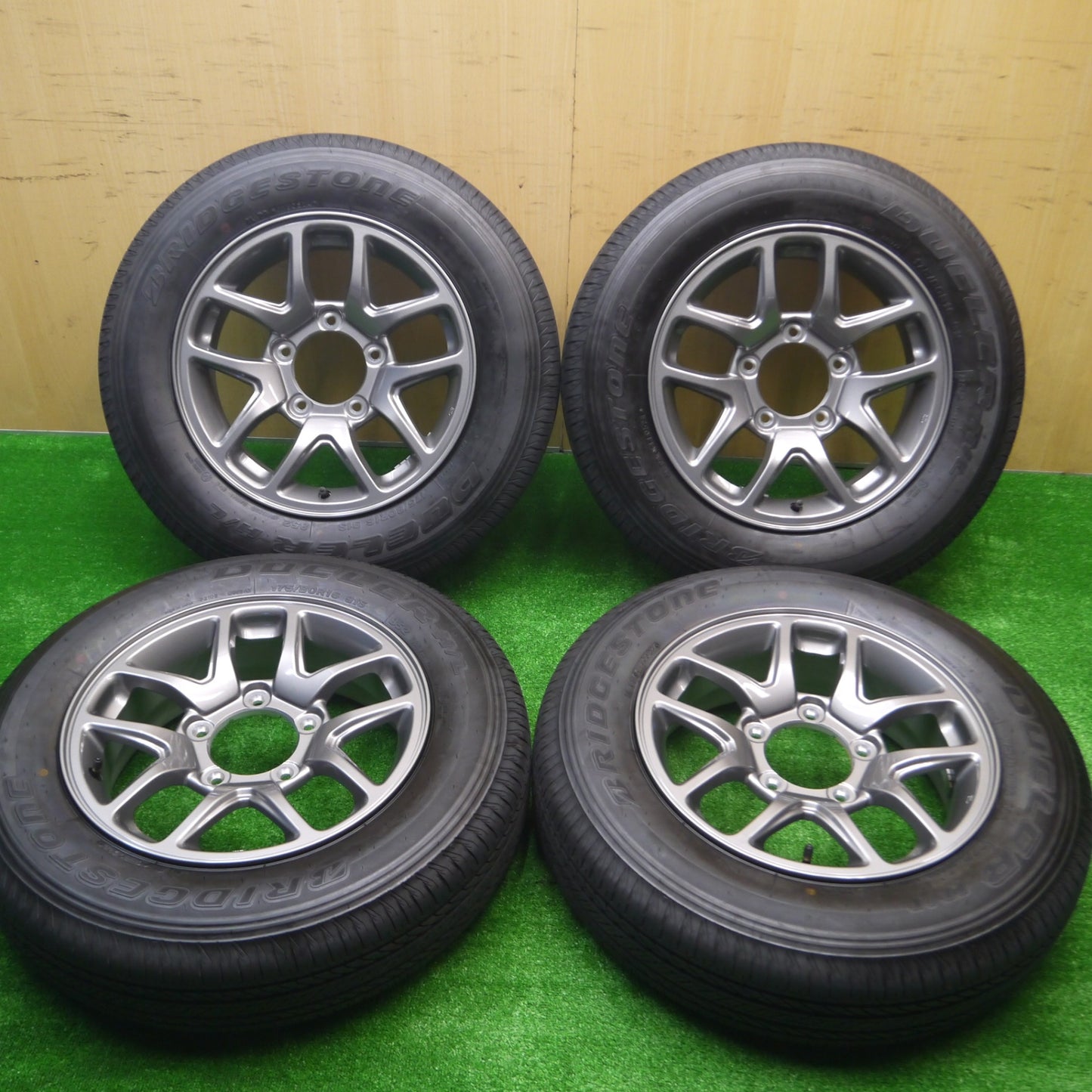 *送料無料* 新車外し！24年★スズキ ジムニー 純正 ENKEI 175/80R16 ブリヂストン デューラー H/L 852 16インチ エンケイ PCD139.7/5H★4080604Hノ