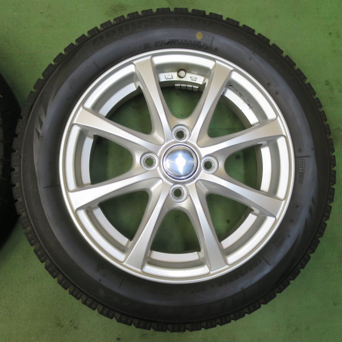 バリ溝！8.5分★スタッドレス 155/65R14 ブリヂストン ブリザック VRX ENERGY LINE エナジーライン 14インチ PCD100/4H★5111503イス