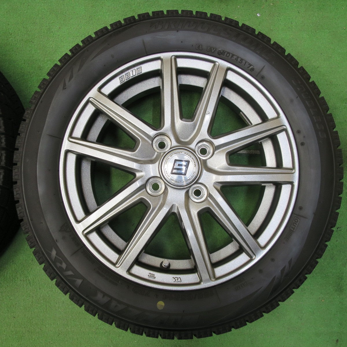 [送料無料] 4本価格★スタッドレス 155/65R14 ブリヂストン ブリザック VRX SEIN ザイン 14インチ PCD100/4H★4093012イス
